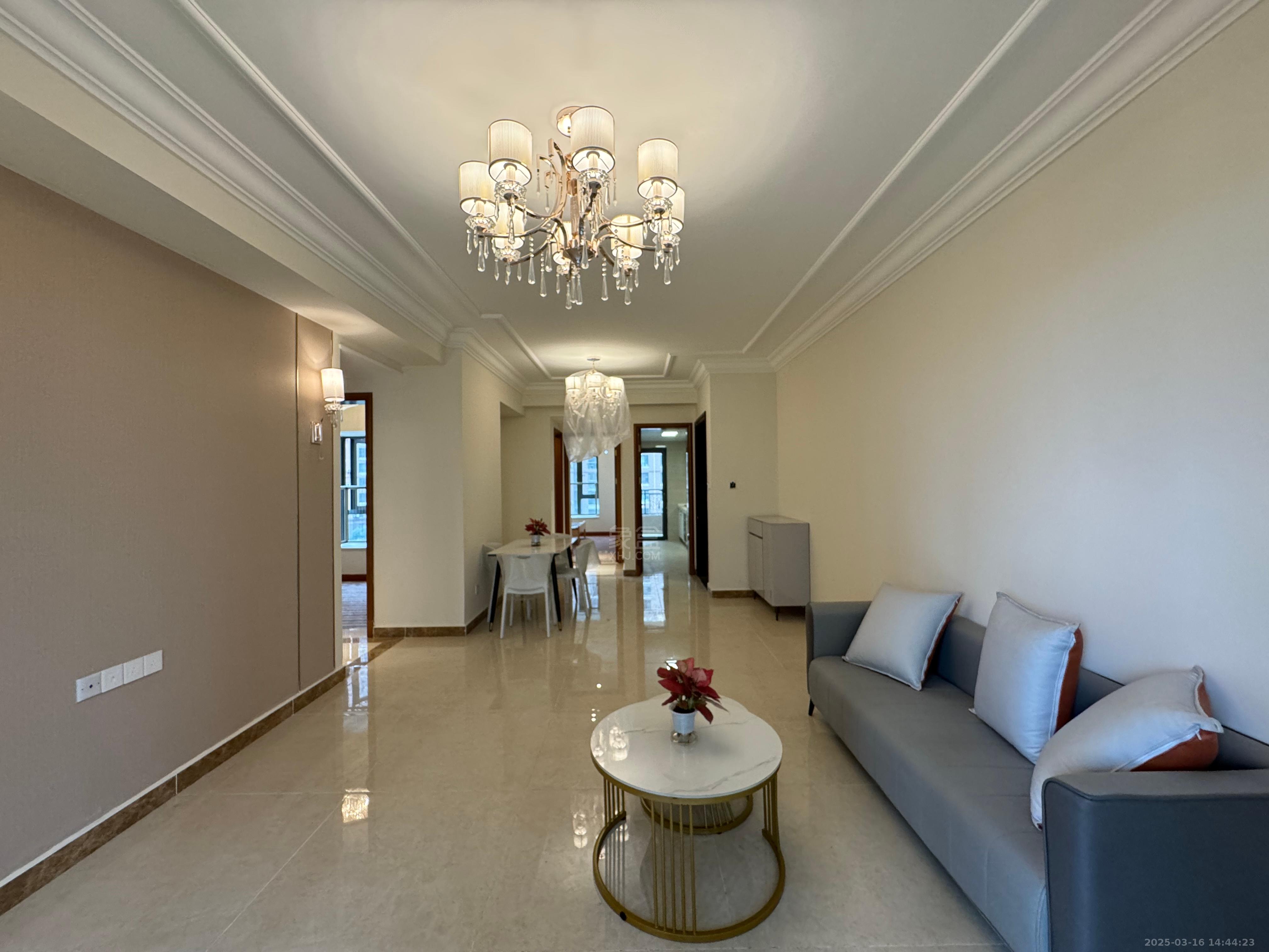 恒大华府 3室2厅2卫 2100.0元/月 恒大华府 3室2厅2卫 2100.0元/月室内图