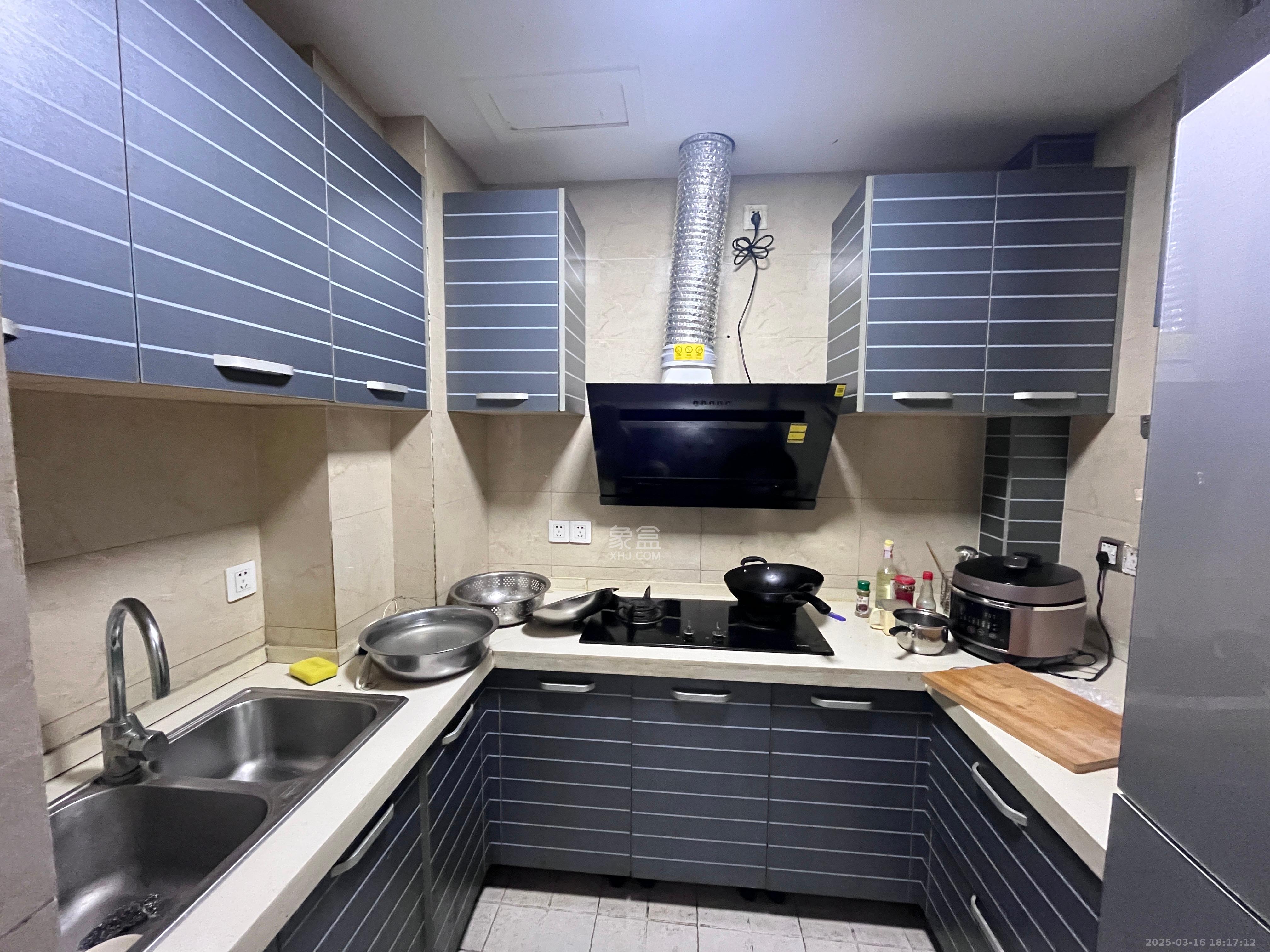 鑫远湘府逸园 3室2厅1卫 2200.0元/月 鑫远湘府逸园 3室2厅1卫 2200.0元/月室内图