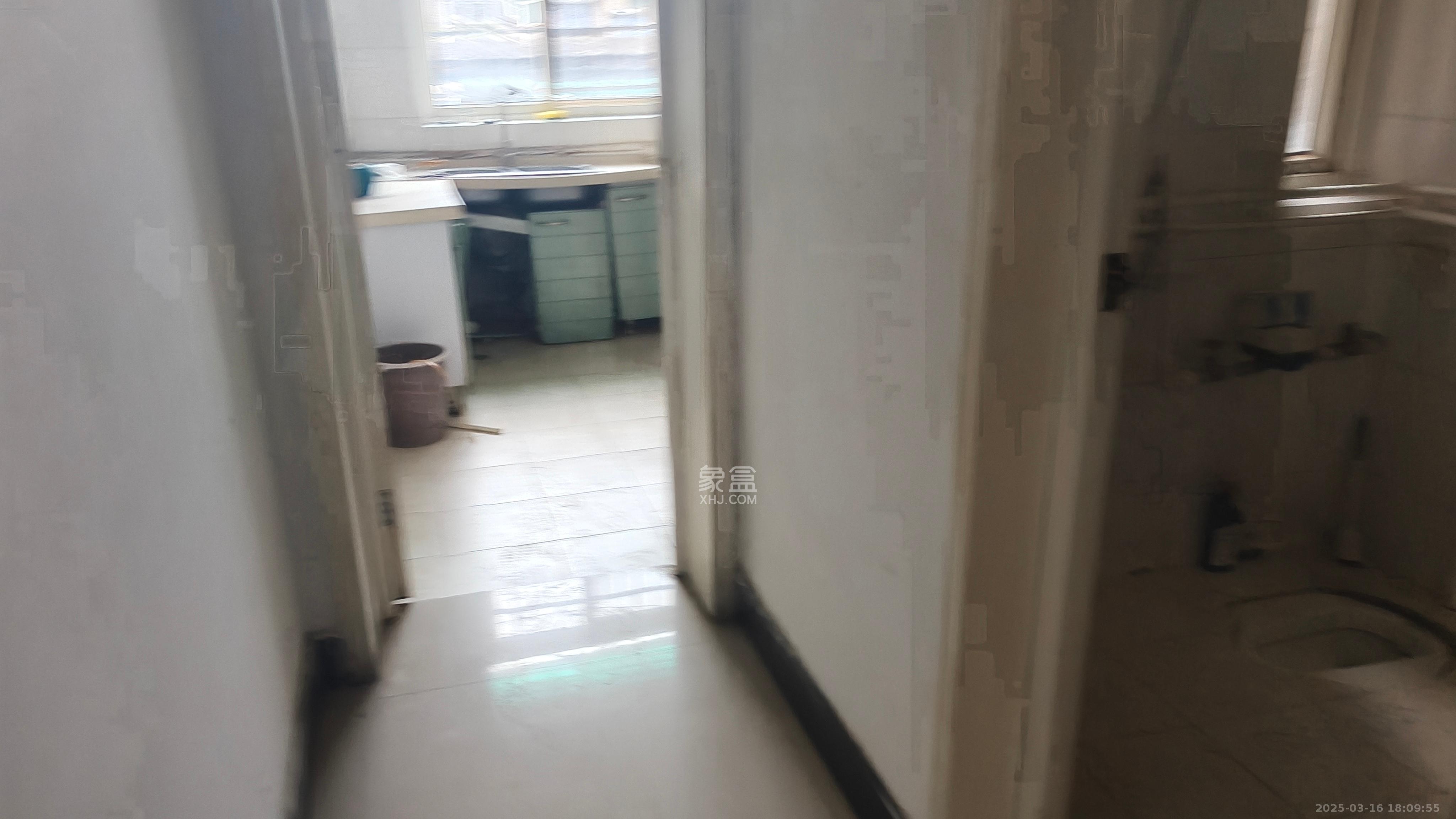 丹桂雅苑  3室2厅2卫   2200.00元/月室内图