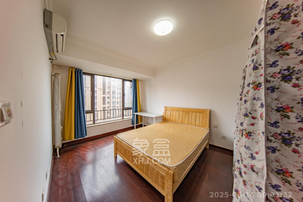 中海国际一期 3室2厅1卫 1900.0元/月 中海国际一期 3室2厅1卫 1900.0元/月室内图