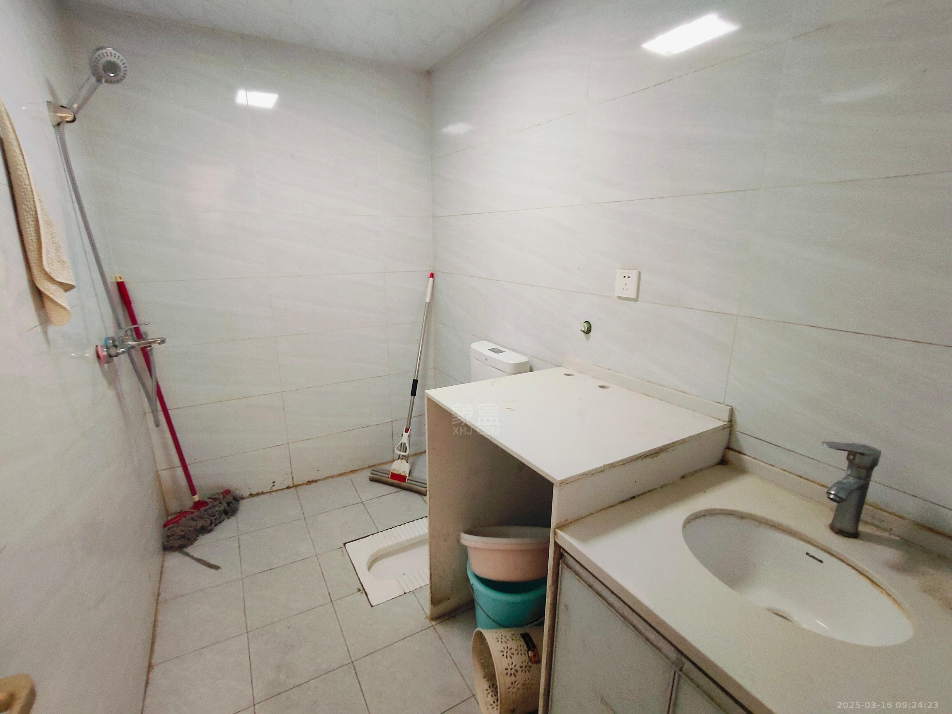 时代新城(翰林府) 3室1厅1卫 1200.0元/月 时代新城(翰林府) 3室1厅1卫 1200.0元/月室内图