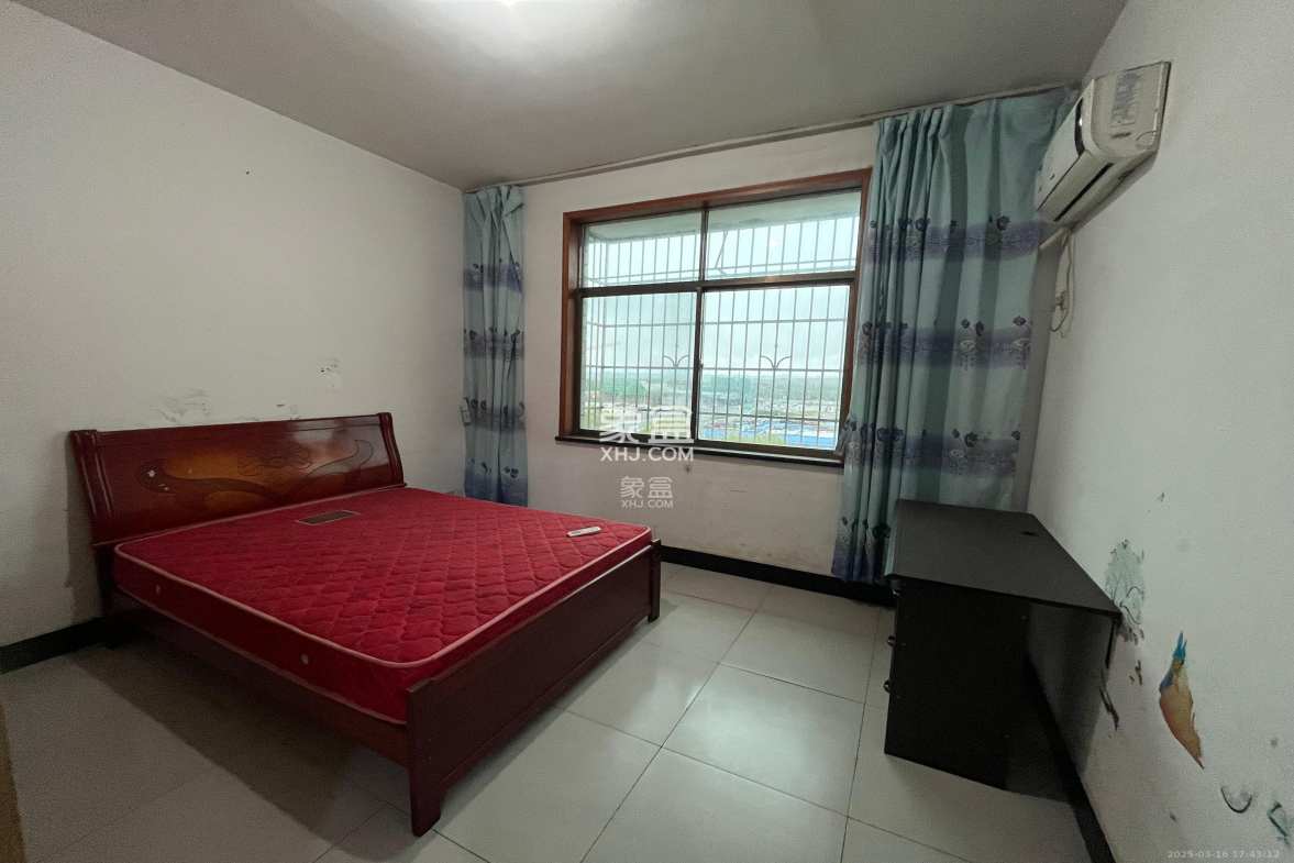 松雅安置小区 3室2厅1卫 1200.0元/月 松雅安置小区 3室2厅1卫 1200.0元/月室内图