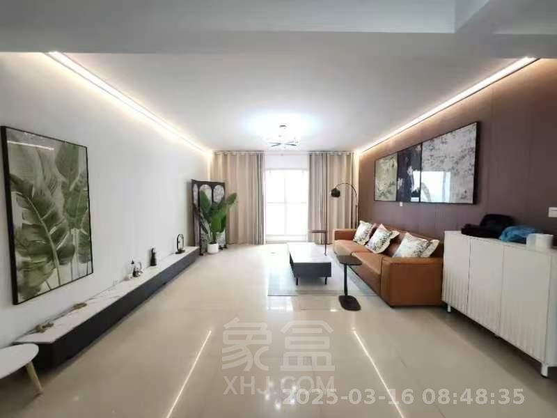 湘银二期世纪花园 4室2厅2卫 2800.0元/月 湘银二期世纪花园 4室2厅2卫 2800.0元/月室内图