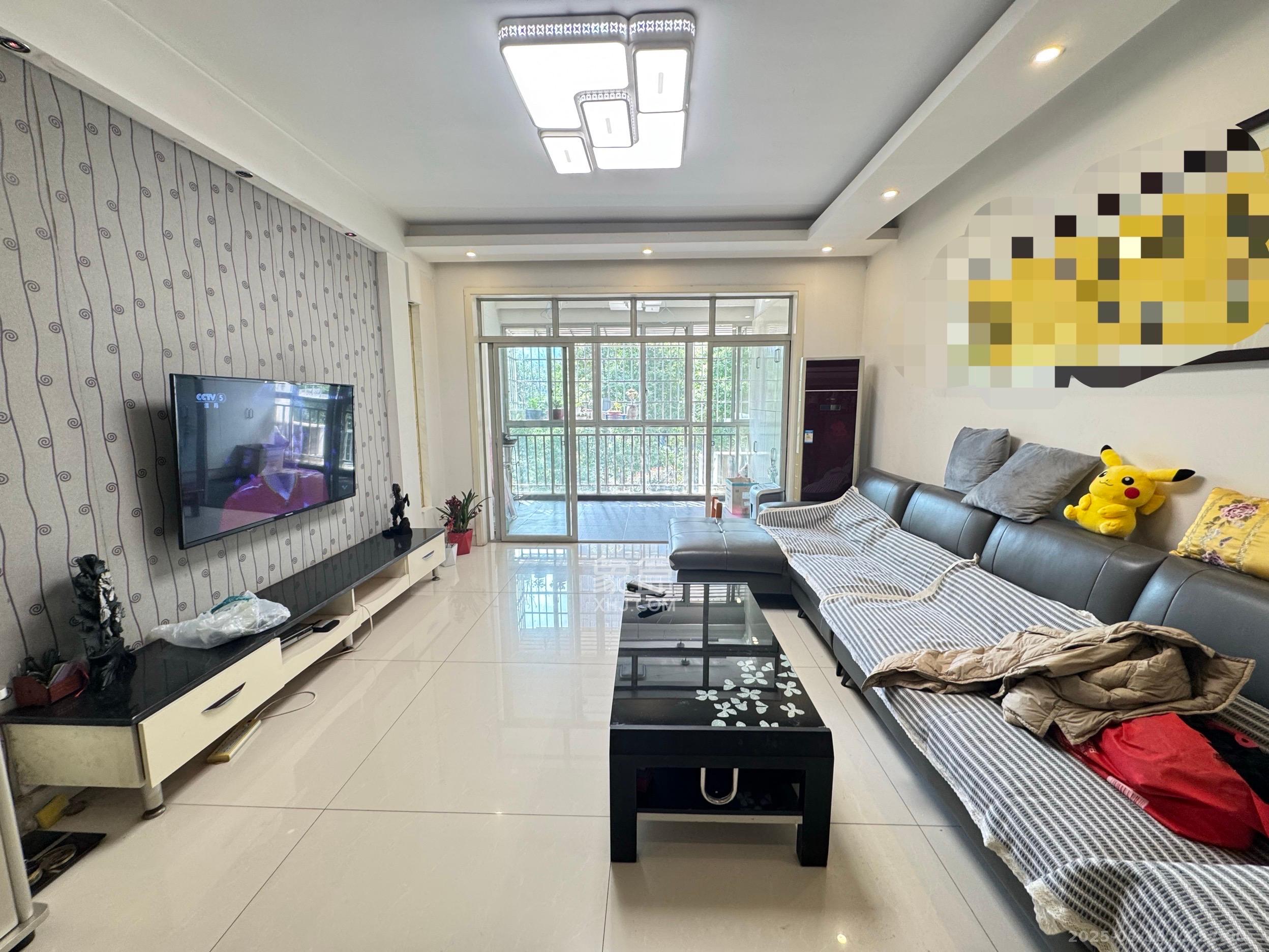 白沙湾嘉园 3室2厅2卫 2800.0元/月 白沙湾嘉园 3室2厅2卫 2800.0元/月室内图