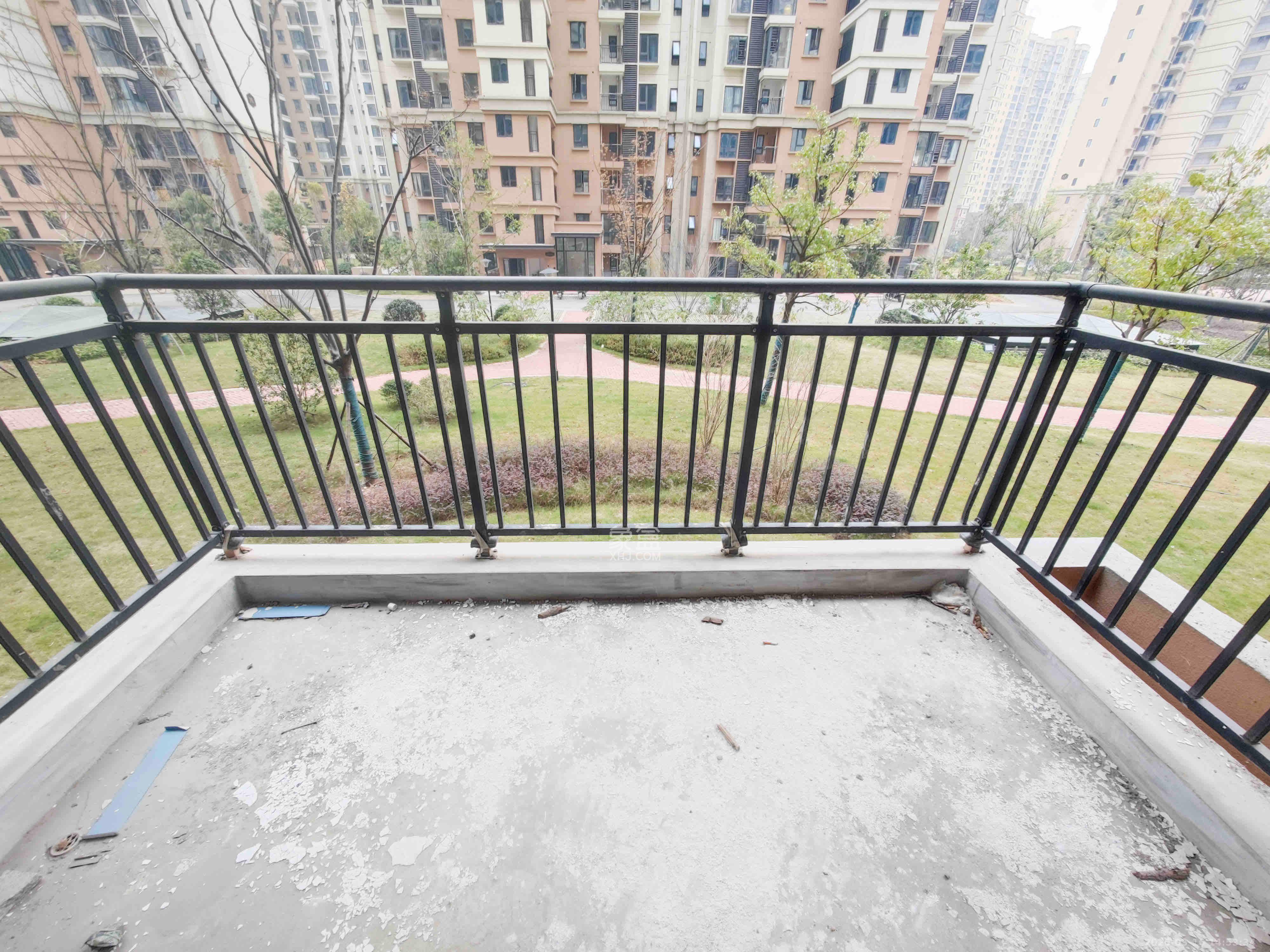 伊景园滨河苑 3室2厅2卫 1200.0元/月 伊景园滨河苑 3室2厅2卫 1200.0元/月室内图