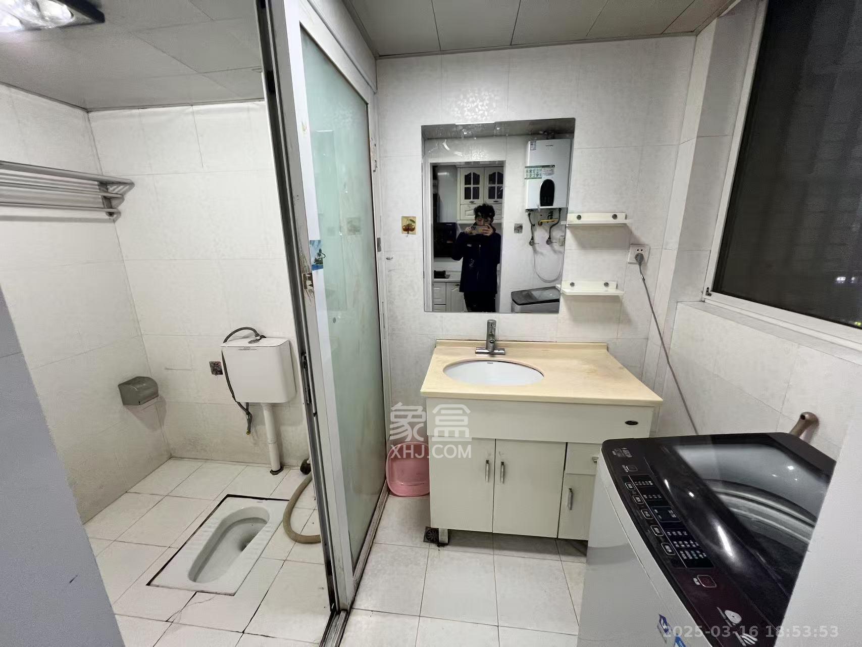 四季美景三期(四季美景水木轩) 3室2厅1卫 2800.0元/月 四季美景三期(四季美景水木轩) 3室2厅1卫 2800.0元/月室内图