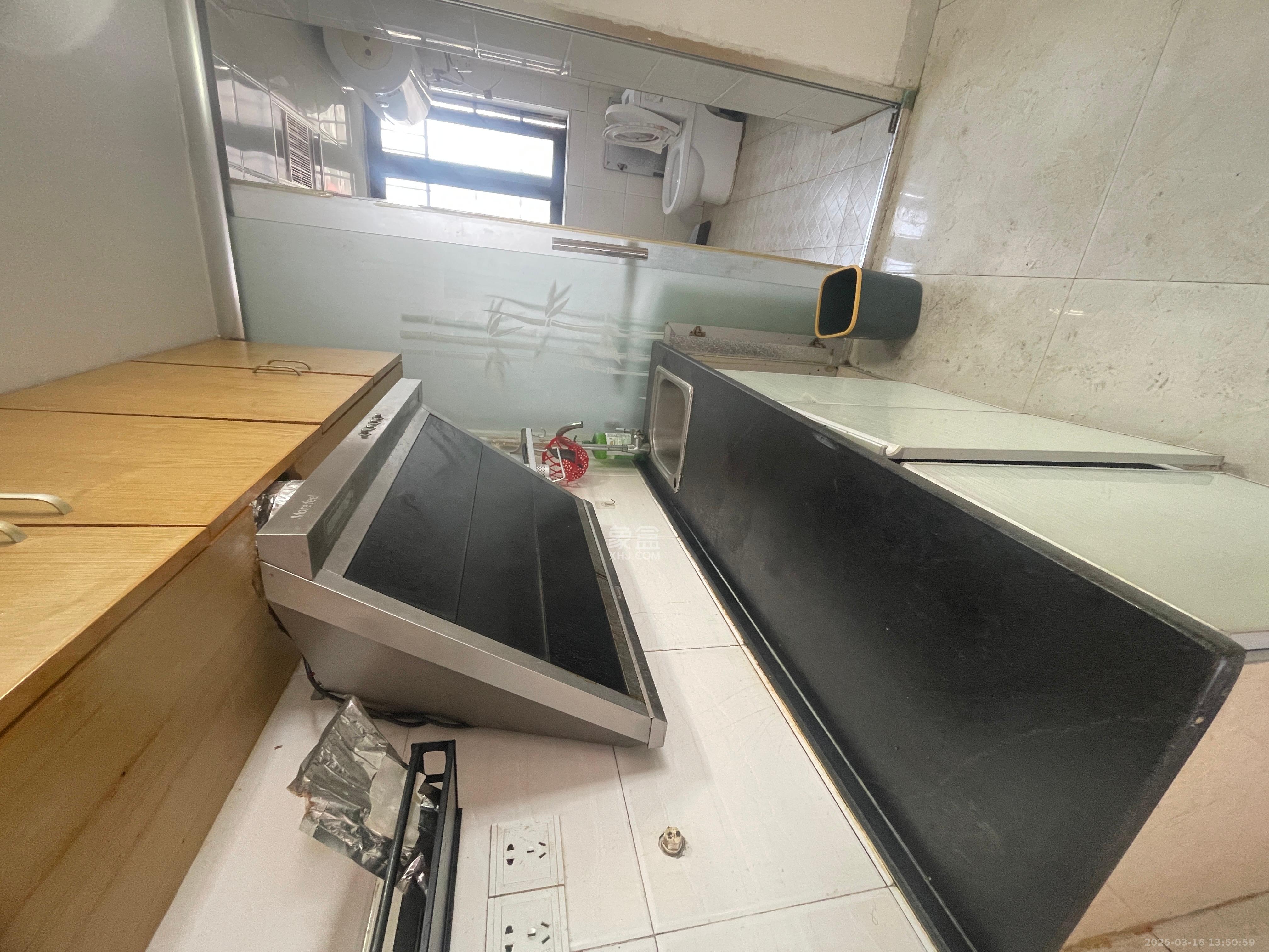 凯通国际城(凯通朝庭) 1室1厅1卫 1600.00元/月 凯通国际城(凯通朝庭) 1室1厅1卫 1600.00元/月室内图