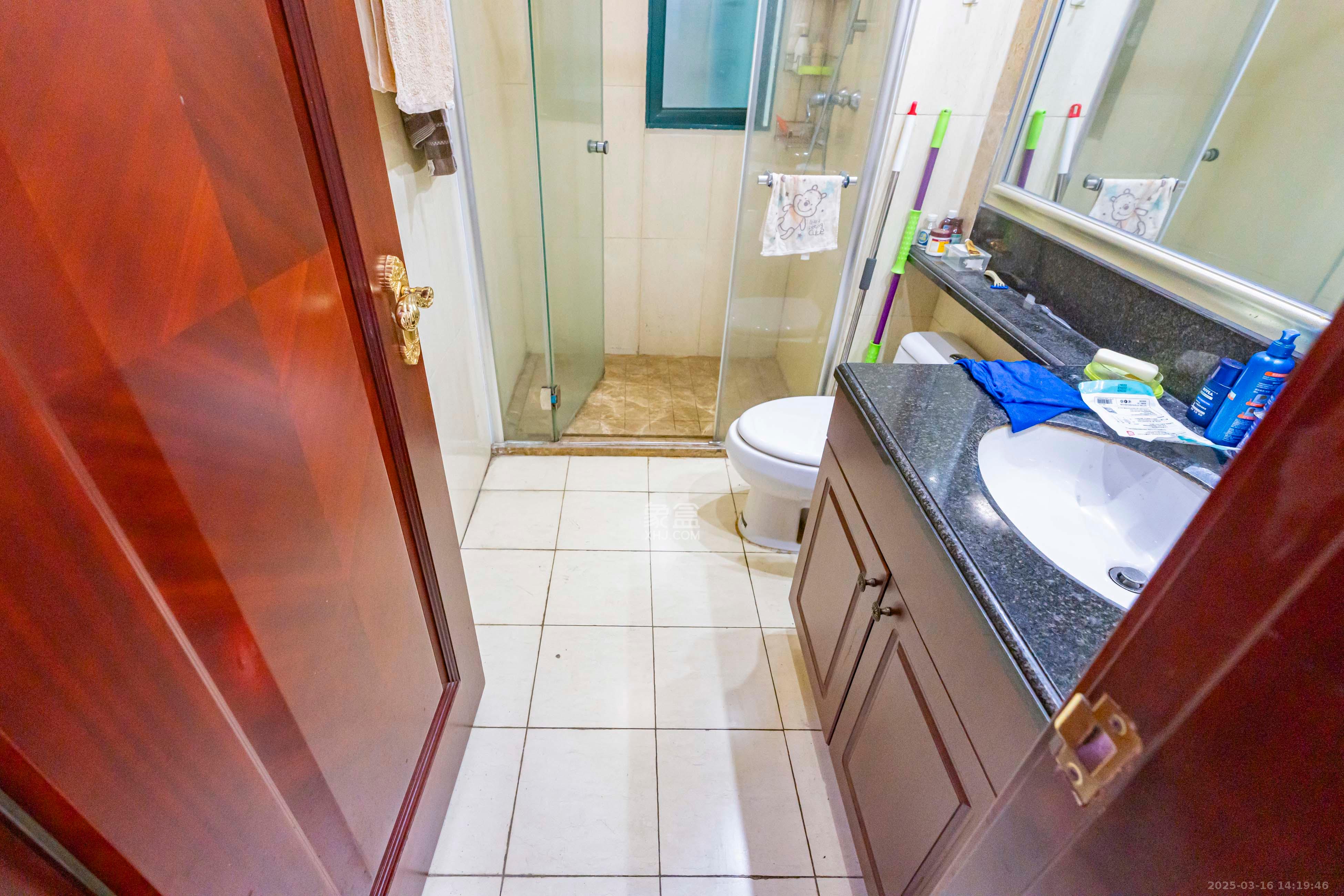 恒大雅苑 4室2厅2卫 3200.0元/月 恒大雅苑 4室2厅2卫 3200.0元/月室内图