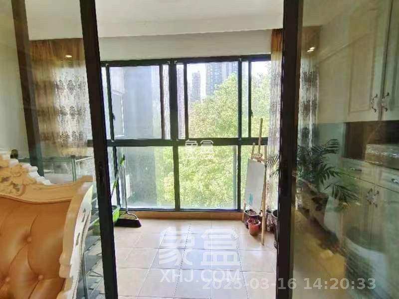 融科东南海  4室2厅2卫    4000.0元/月 融科东南海  4室2厅2卫    4000.0元/月室内图