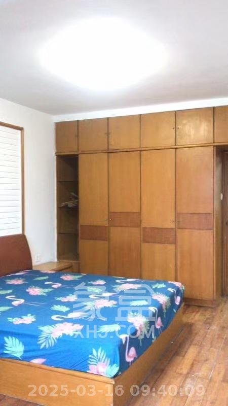 长沙文化广场生活小区  3室1厅1卫    1600.0元/月 长沙文化广场生活小区  3室1厅1卫    1600.0元/月室内图1