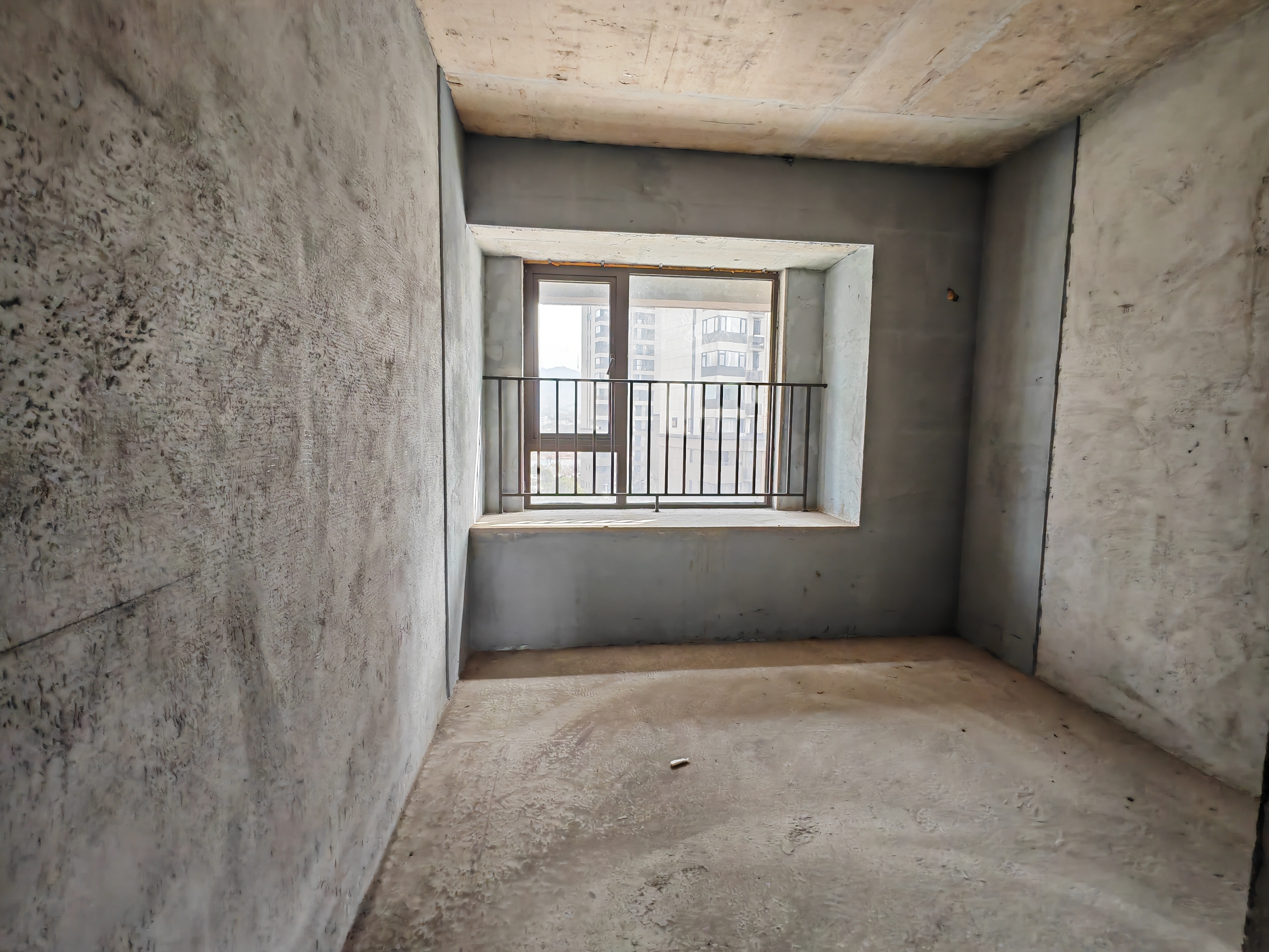 世茂云城 3室2厅1卫 38.8万 世茂云城 3室2厅1卫 38.8万客厅