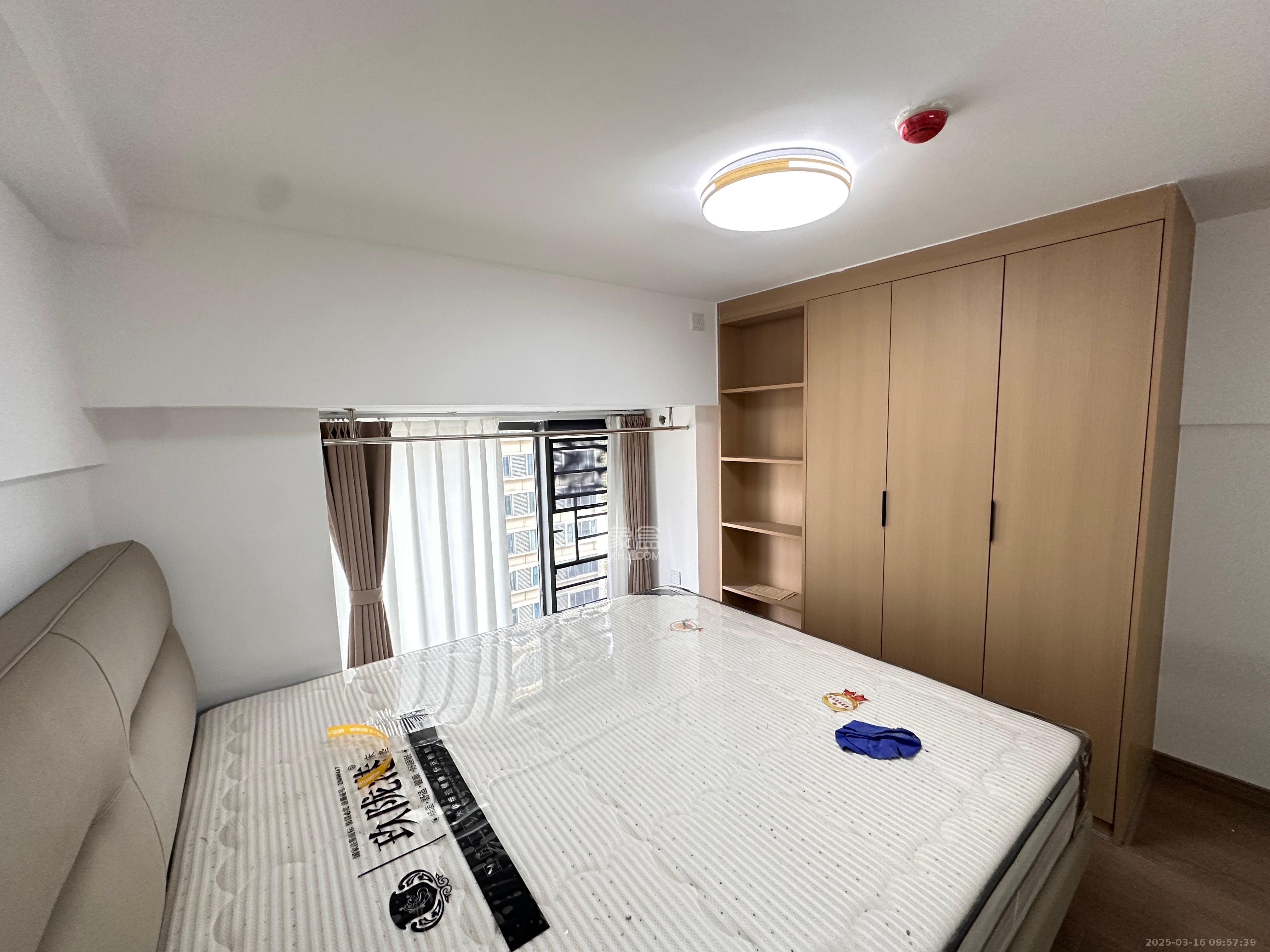 佳兆业云顶都汇 2室1厅1卫 1700.0元/月 佳兆业云顶都汇 2室1厅1卫 1700.0元/月室内图