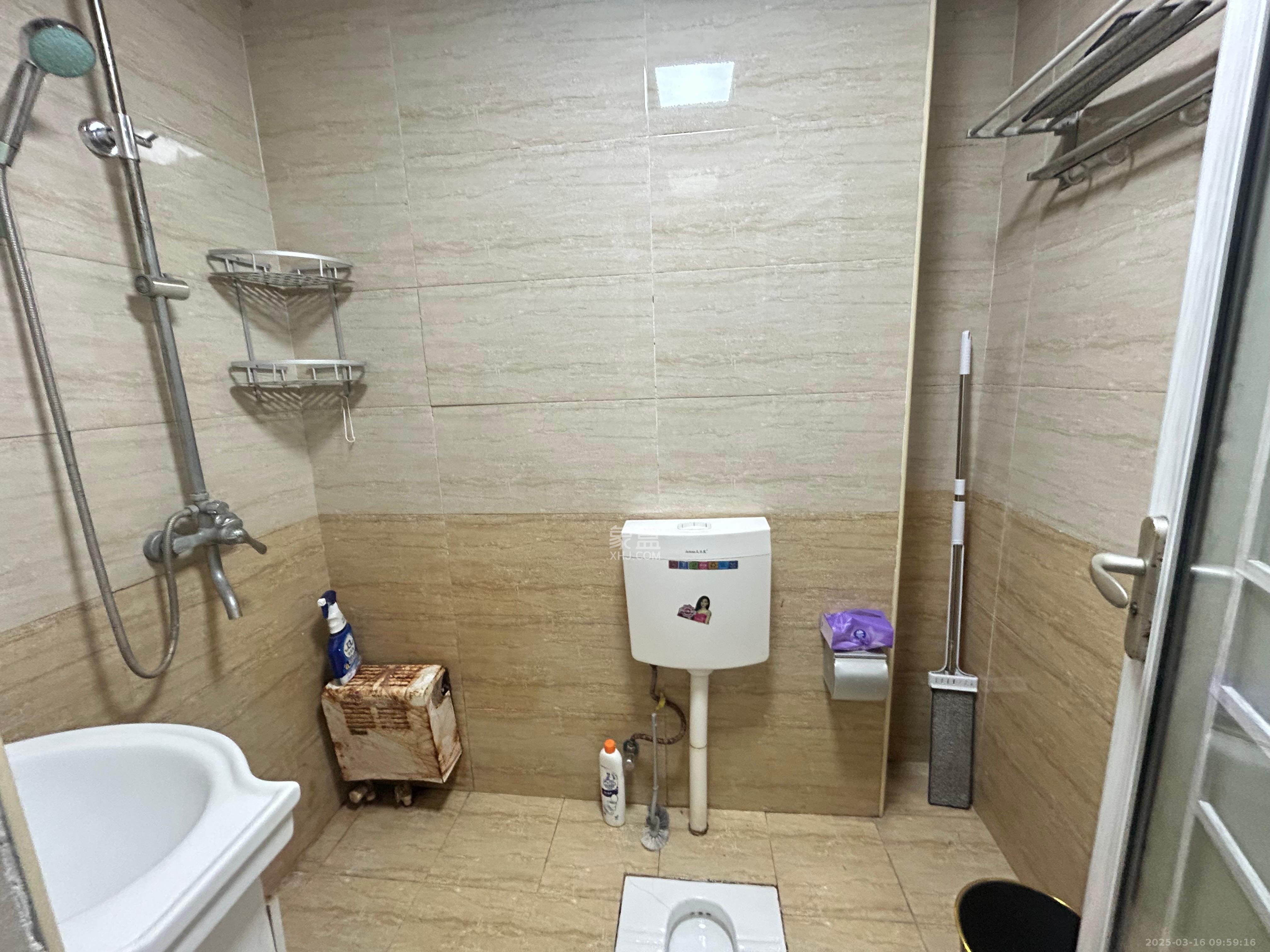 怡海星城 1室1厅1卫 1000.0元/月 怡海星城 1室1厅1卫 1000.0元/月室内图