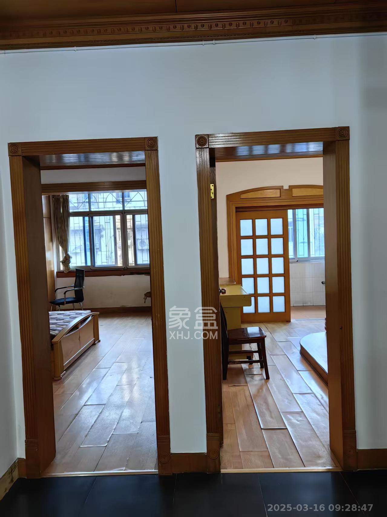 中建五局天心苑  2室2厅1卫   1500.00元/月室内图