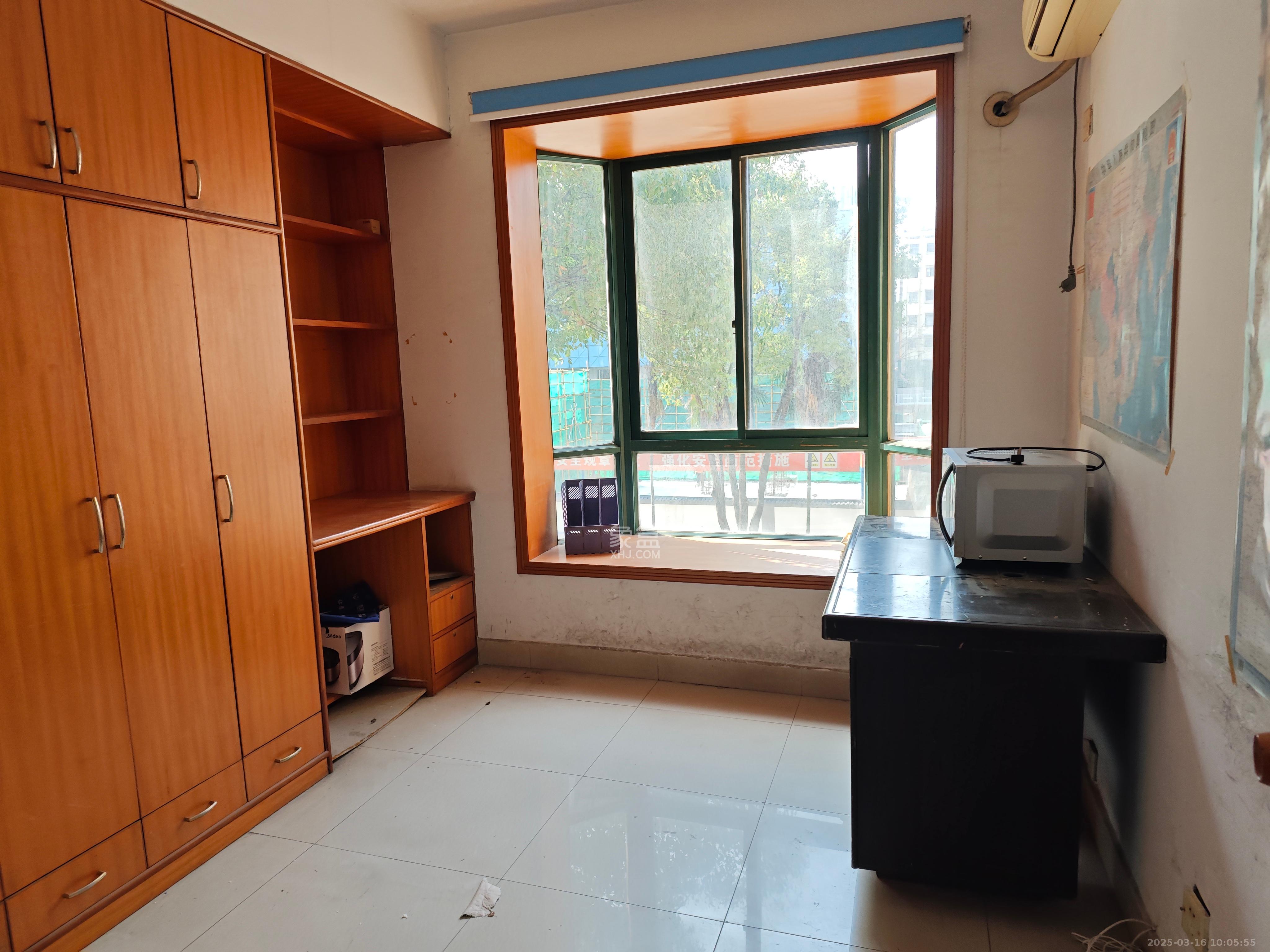 四季阳光花城 4室2厅2卫 4500.0元/月 四季阳光花城 4室2厅2卫 4500.0元/月室内图