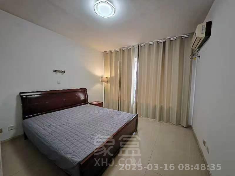 湘银二期世纪花园 4室2厅2卫 2800.0元/月 湘银二期世纪花园 4室2厅2卫 2800.0元/月室内图