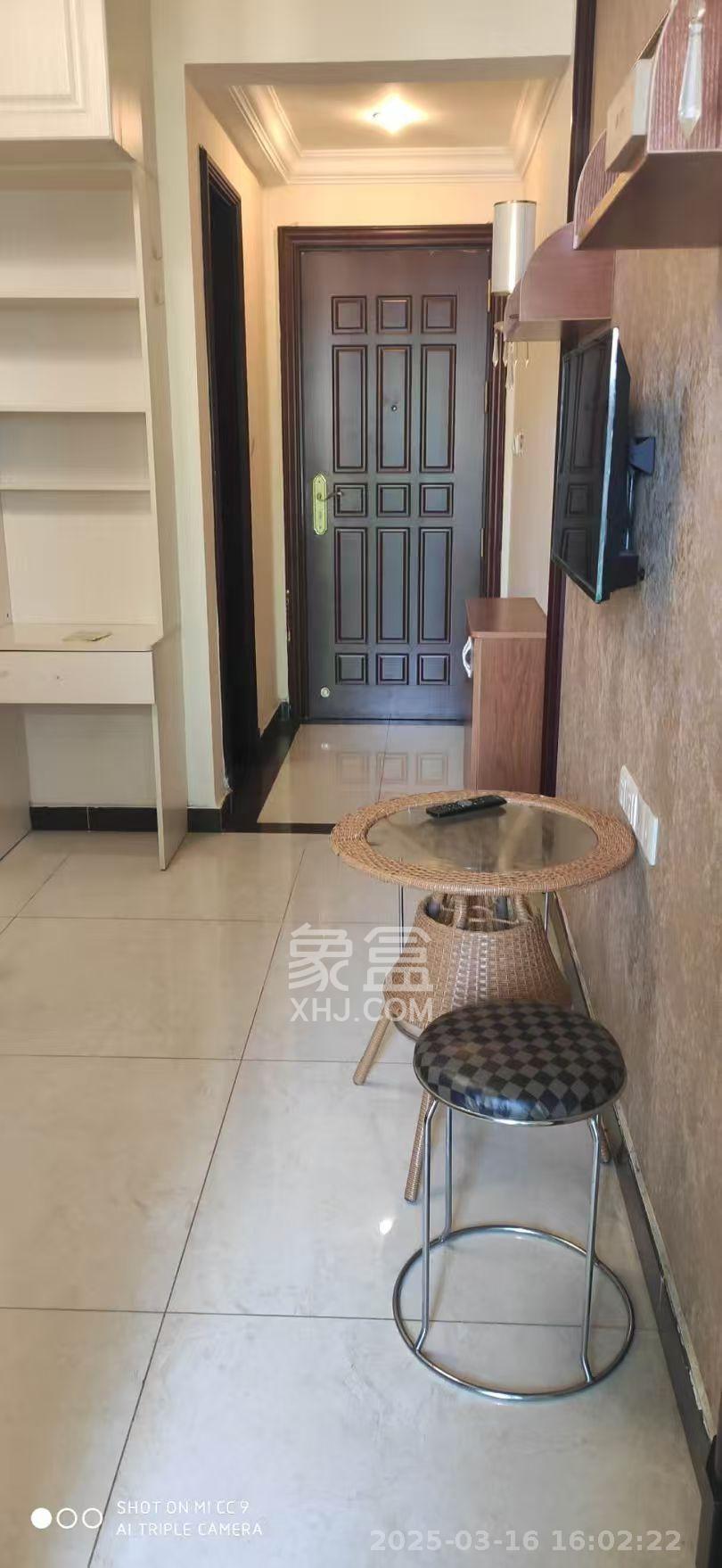 恒大翡翠华庭  1室1厅1卫   1180.00元/月
