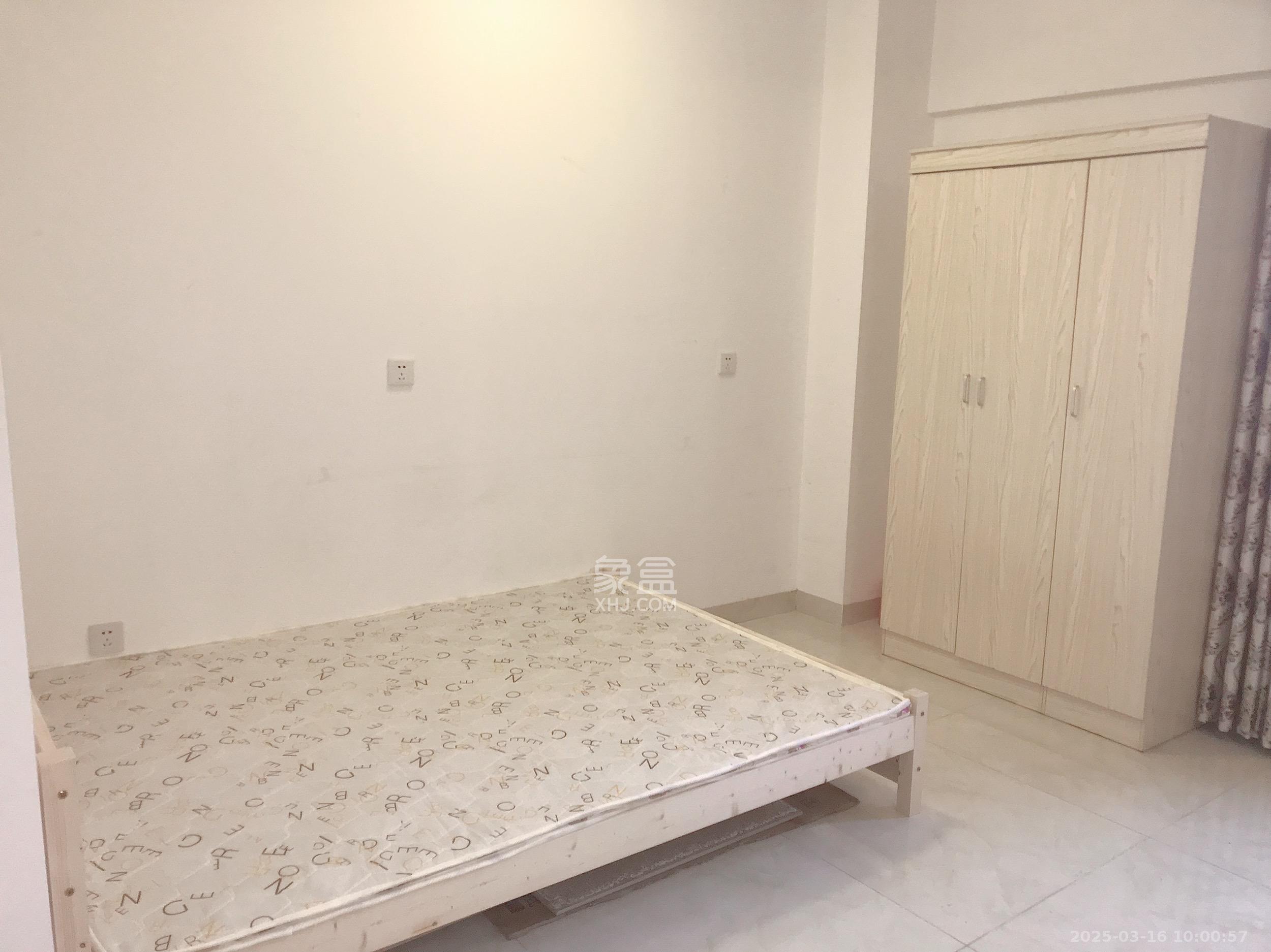 钰龙天下二期(钰龙佳园) 1室1厅1卫 1200.0元/月 钰龙天下二期(钰龙佳园) 1室1厅1卫 1200.0元/月室内图