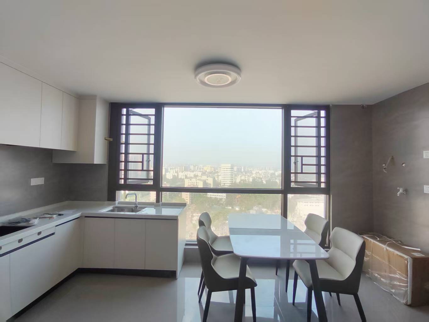 南光中心  2室2厅2卫    3800.0元/月 南光中心  2室2厅2卫    3800.0元/月室内图