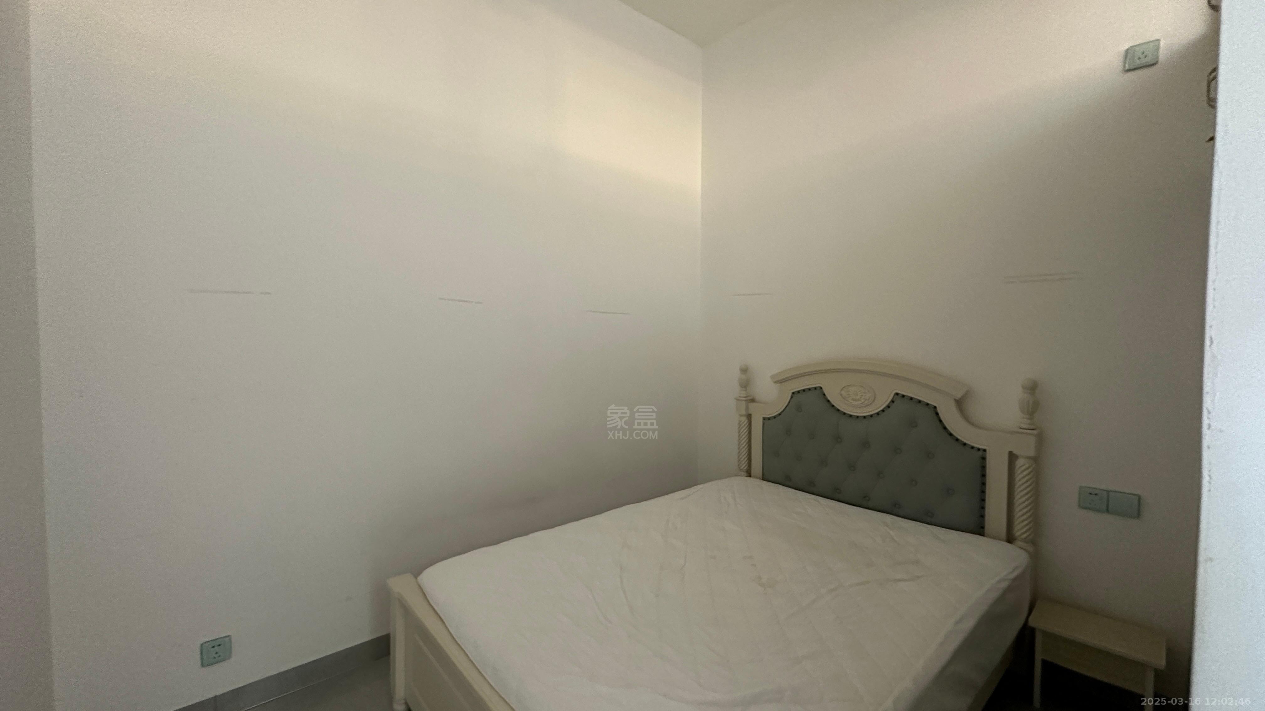 白金汉宫 2室1厅1卫 1500.0元/月 白金汉宫 2室1厅1卫 1500.0元/月室内图