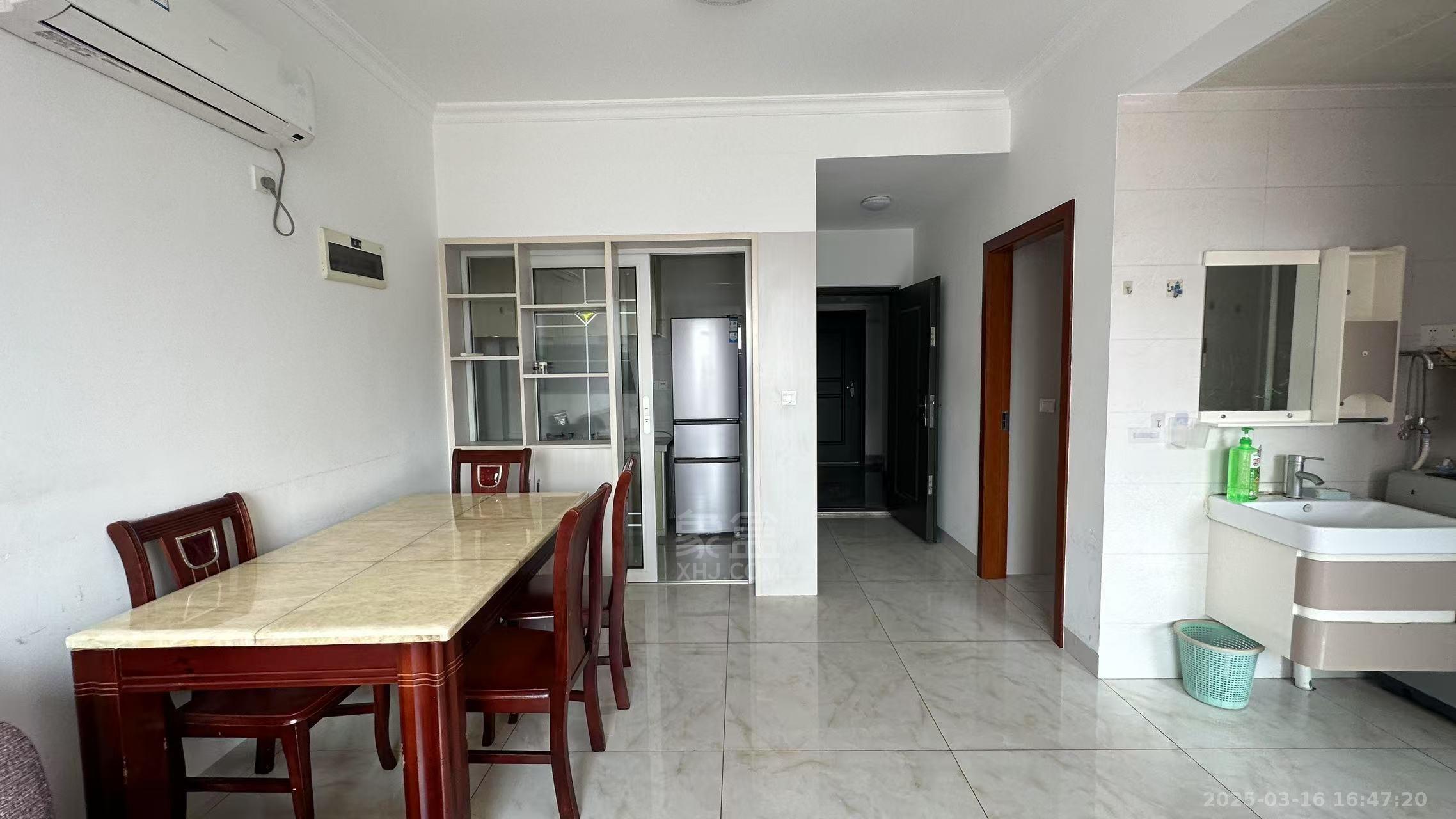 文艺复兴(未来城)  1室0厅0卫    1800.0元/月 文艺复兴(未来城)  1室0厅0卫    1800.0元/月室内图