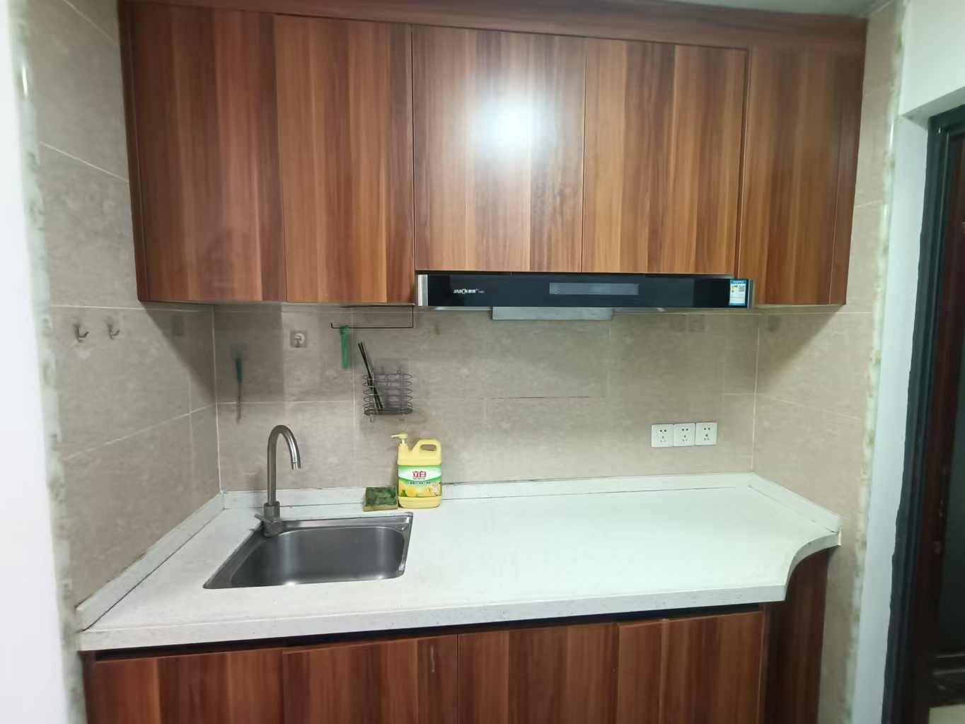 粤泰滨江花园 1室1厅1卫 60.0万 粤泰滨江花园 1室1厅1卫 60.0万室内图