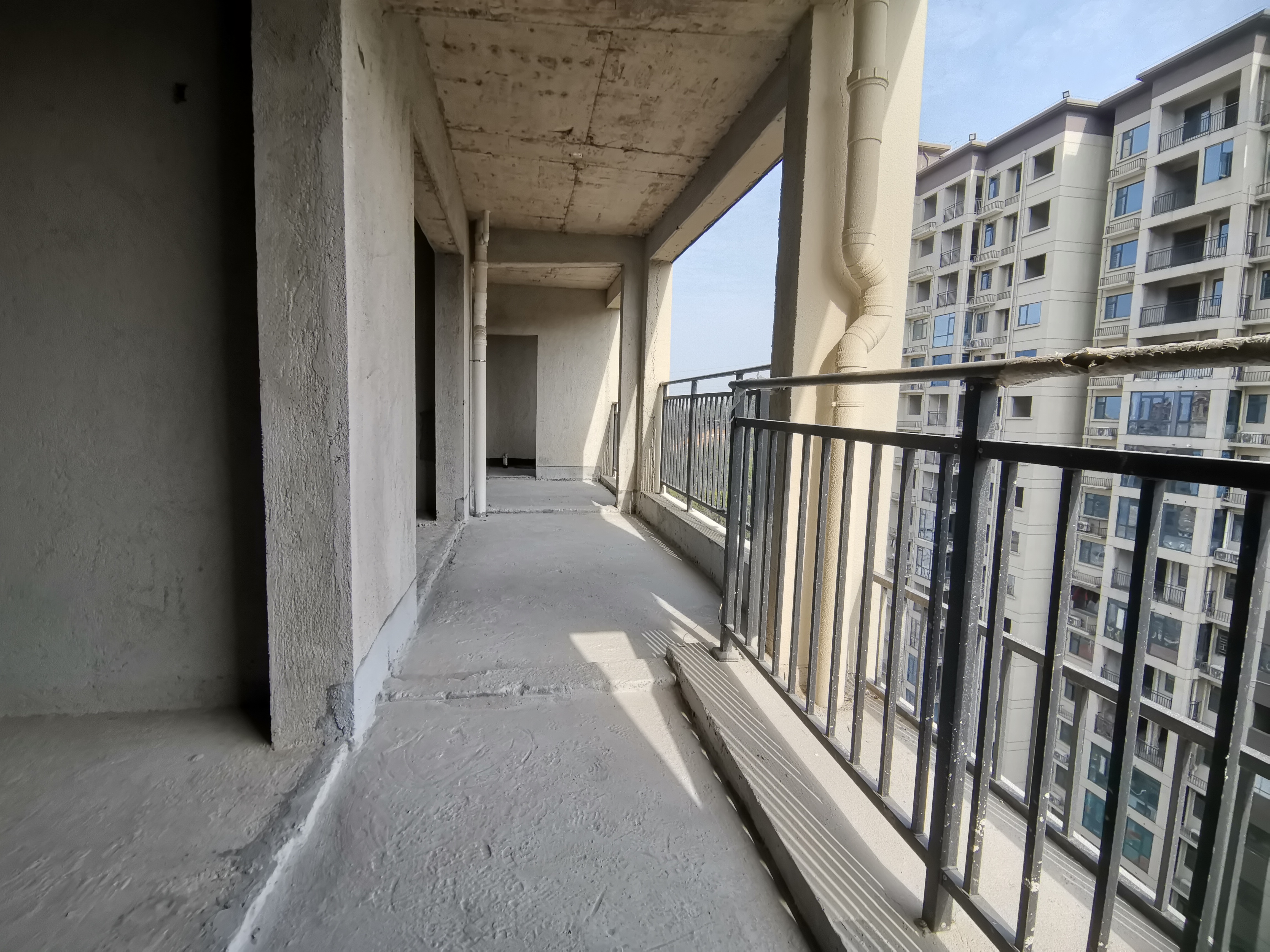 云泰天麓 1室0厅0卫 89.8万 云泰天麓 1室0厅0卫 89.8万客厅