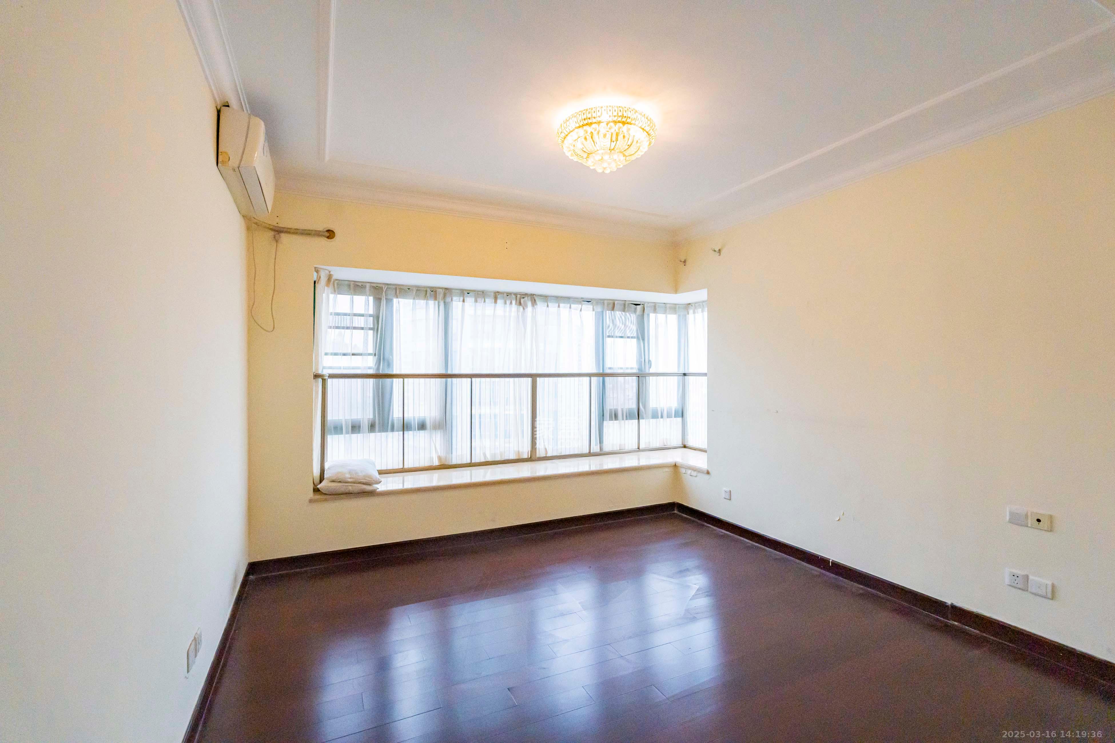 恒大雅苑 4室2厅2卫 3200.0元/月 恒大雅苑 4室2厅2卫 3200.0元/月室内图