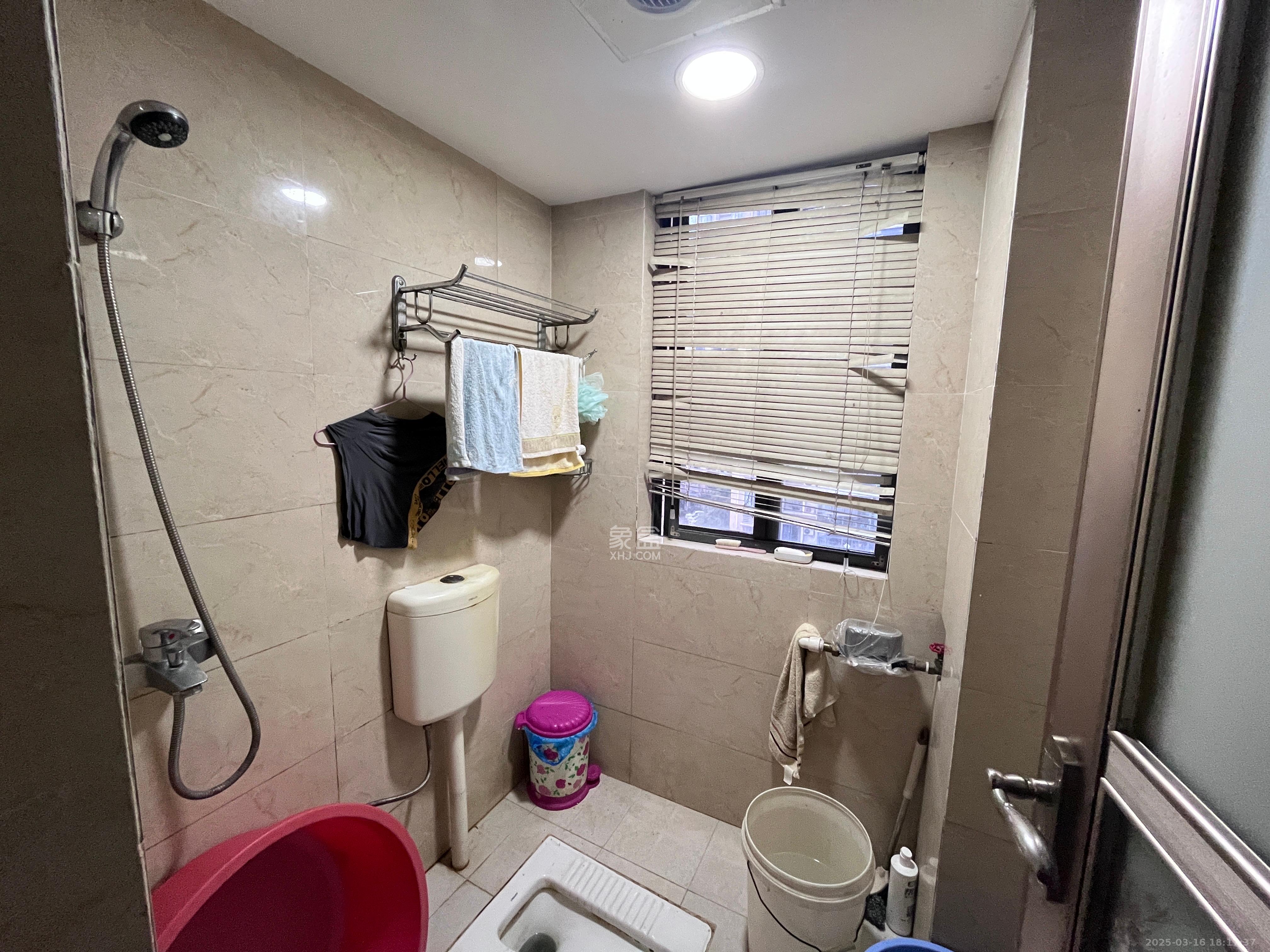 鑫远湘府逸园  3室2厅1卫    2200.0元/月室内图