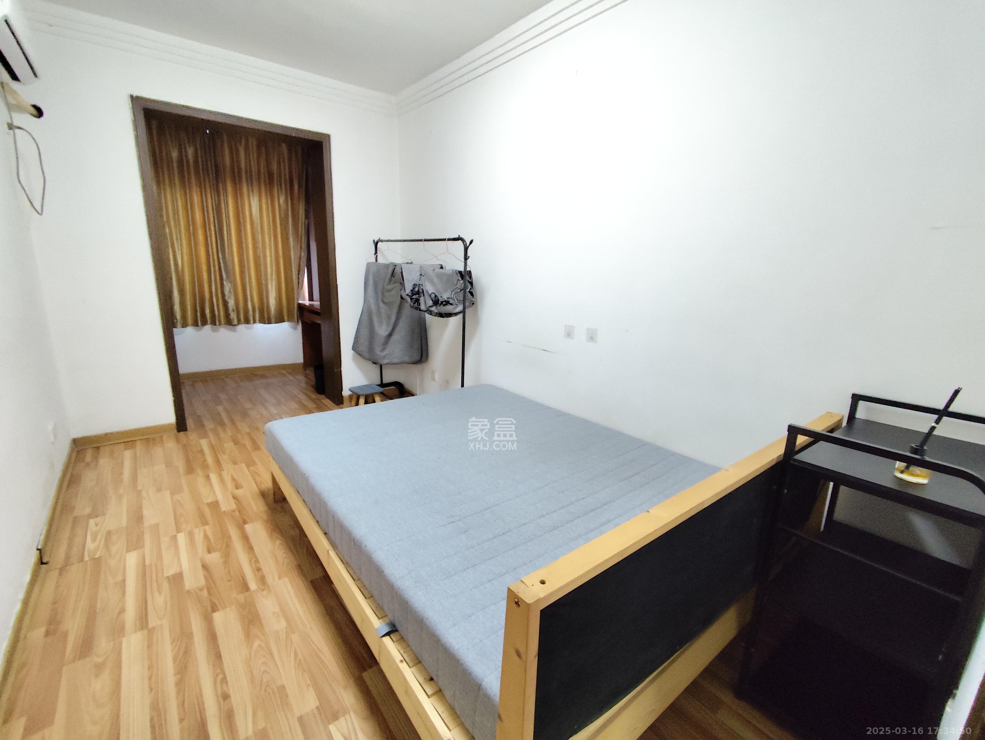 信丰公寓  1室1厅1卫    1900.0元/月 信丰公寓  1室1厅1卫    1900.0元/月室内图