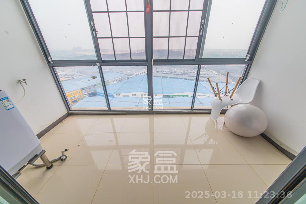 鑫远玲珑  3室2厅1卫   2300.00元/月室内图
