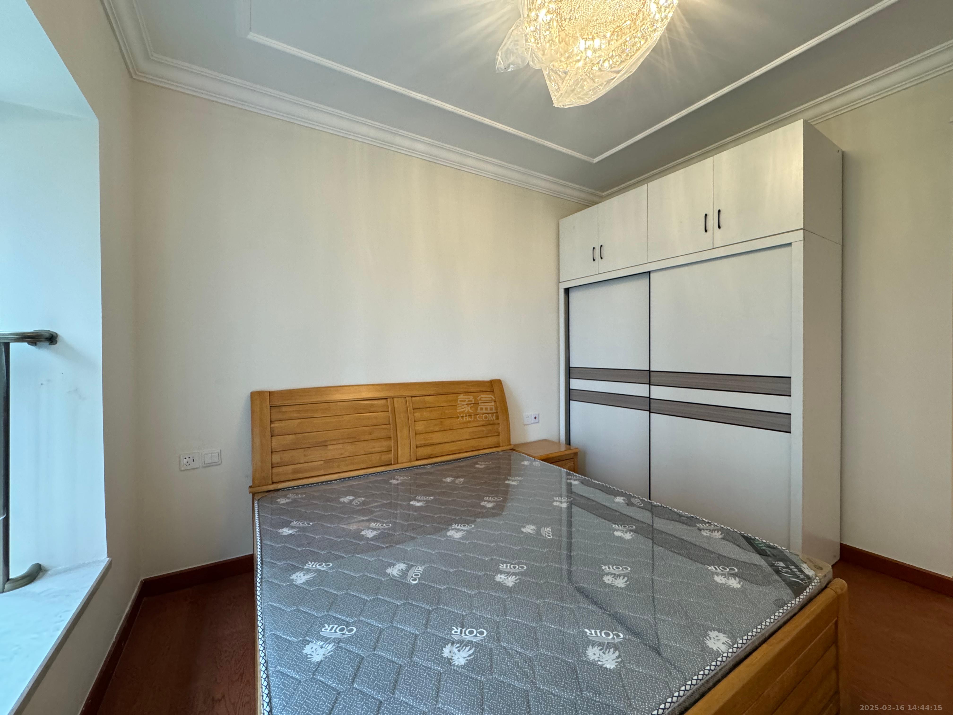 恒大华府 3室2厅2卫 2100.0元/月 恒大华府 3室2厅2卫 2100.0元/月室内图