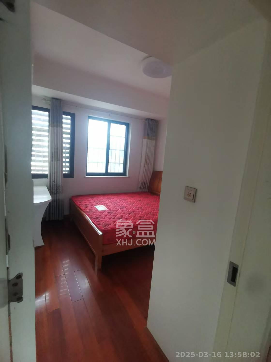 佳美紫郡  3室2厅2卫    2000.0元/月 佳美紫郡  3室2厅2卫    2000.0元/月室内图