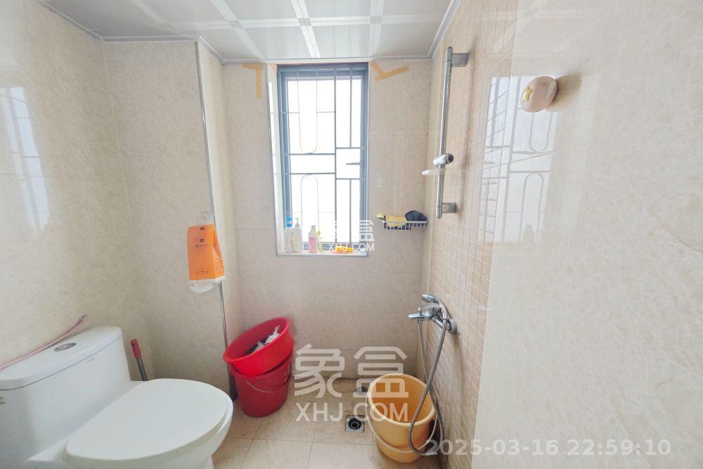 兰亭优壳（隽峰苑）  3室2厅2卫   2500.00元/月室内图