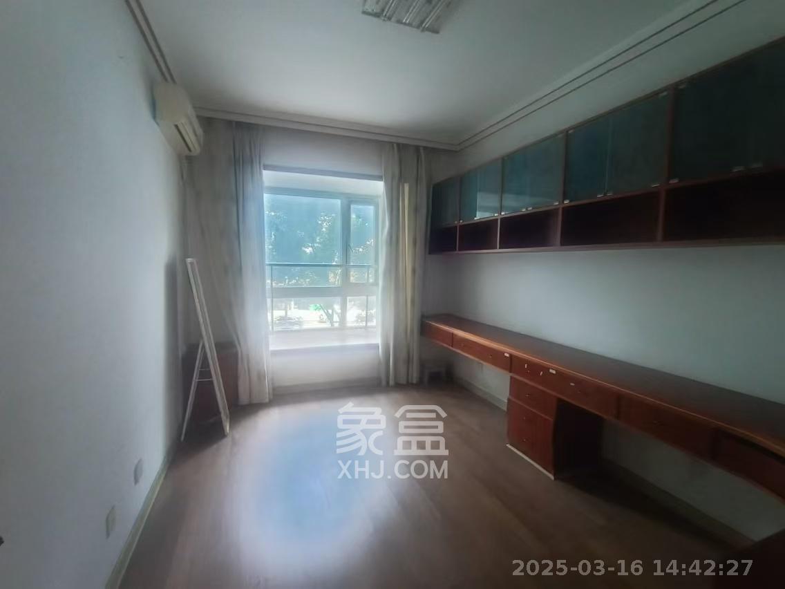 国检园 3室2厅2卫 3000.0元/月 国检园 3室2厅2卫 3000.0元/月室内图