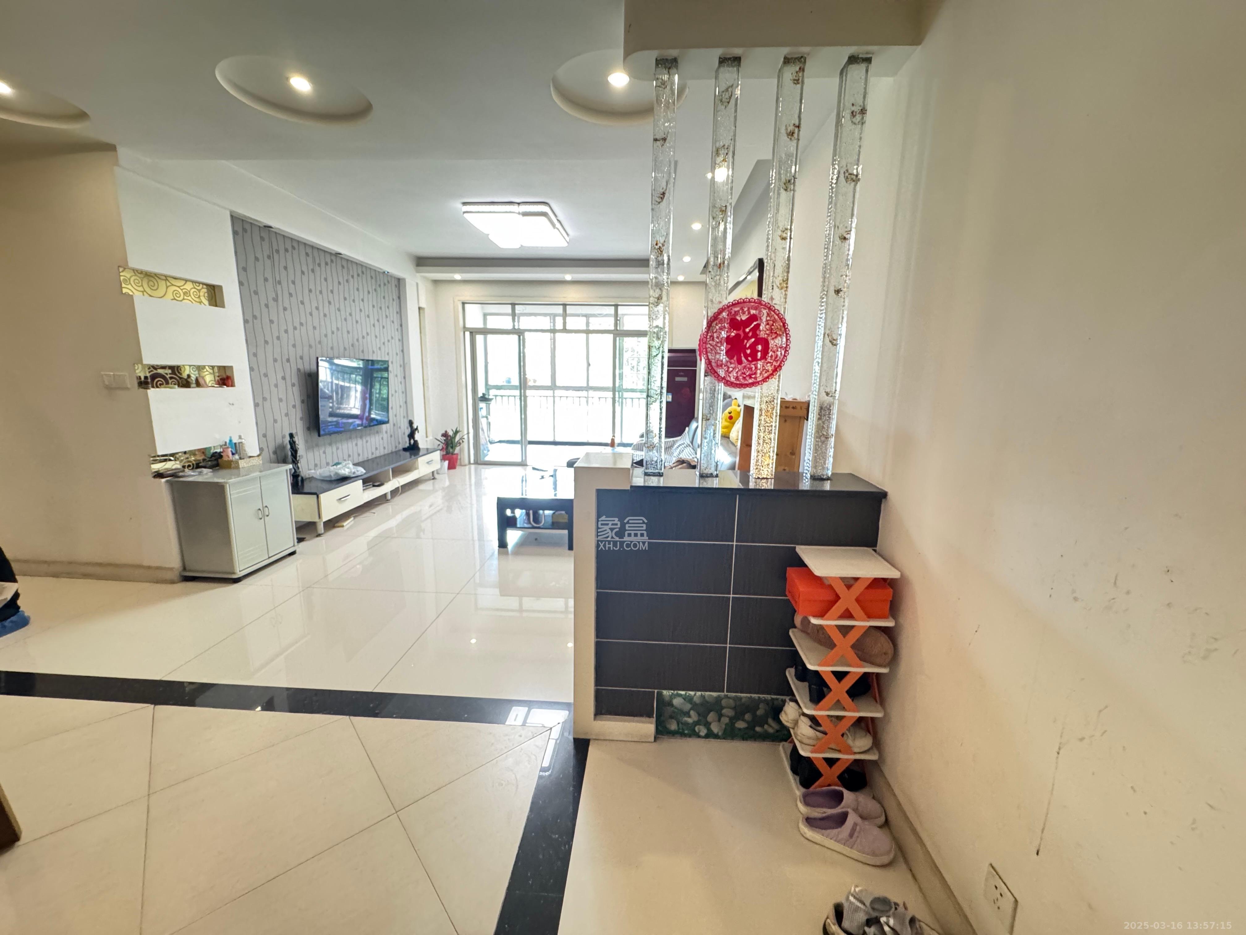 白沙湾嘉园 3室2厅2卫 2800.0元/月 白沙湾嘉园 3室2厅2卫 2800.0元/月室内图