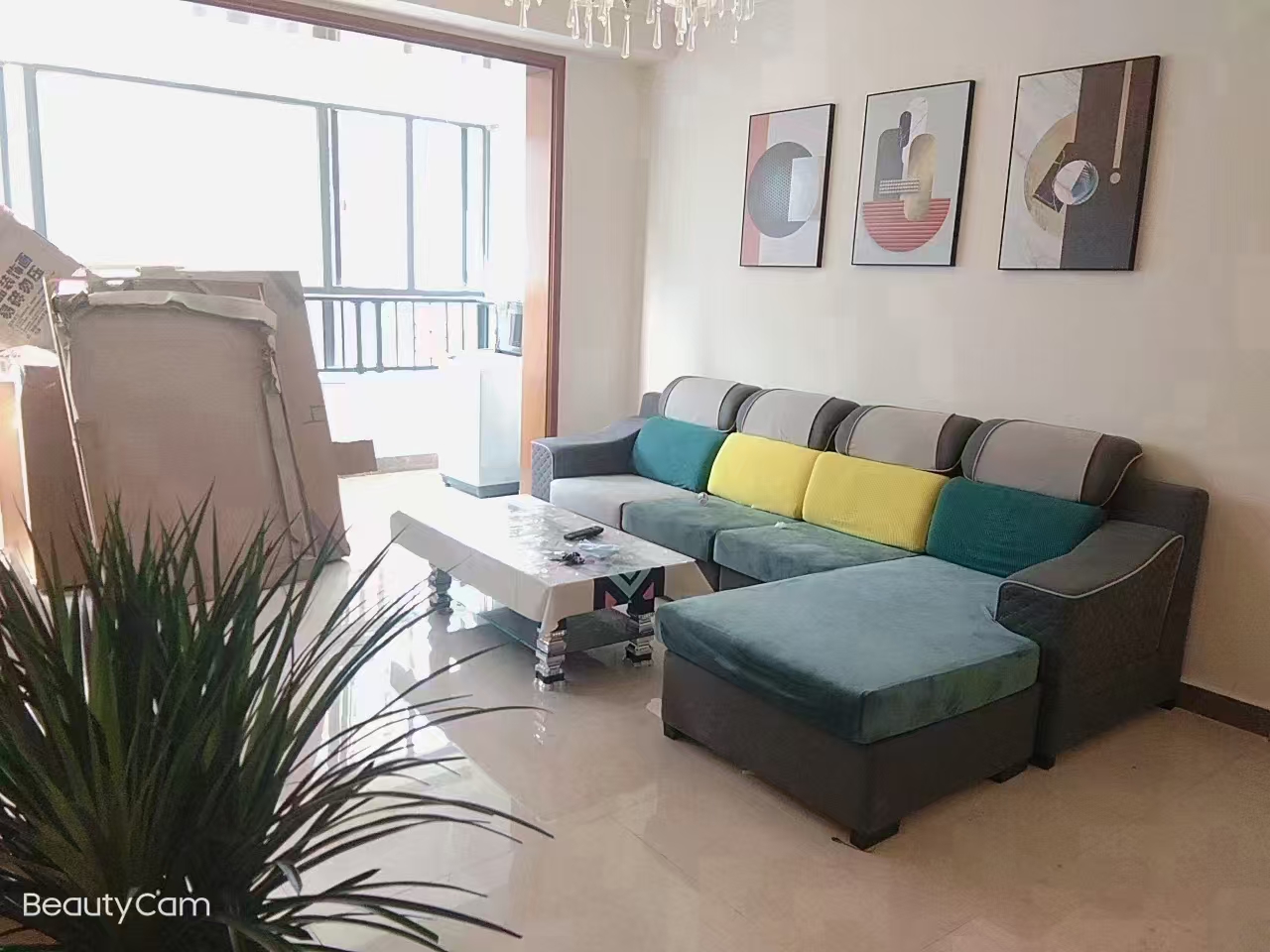 恒大华府 3室2厅1卫 2000.0元/月 恒大华府 3室2厅1卫 2000.0元/月室内图