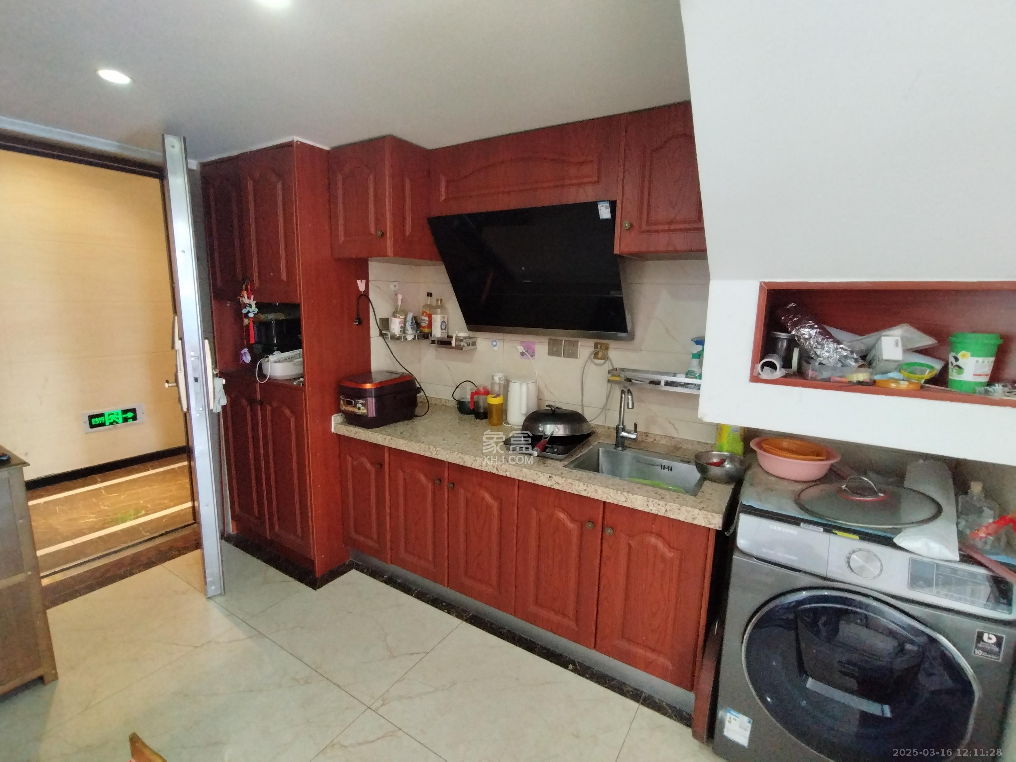 达美溪湖湾 1室1厅1卫 3500.0元/月 达美溪湖湾 1室1厅1卫 3500.0元/月室内图