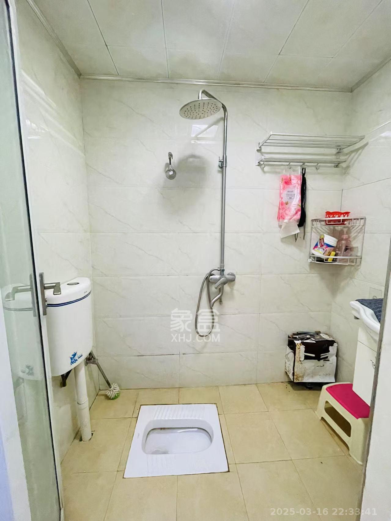 怡海星城 1室1厅1卫 900.0元/月 怡海星城 1室1厅1卫 900.0元/月室内图