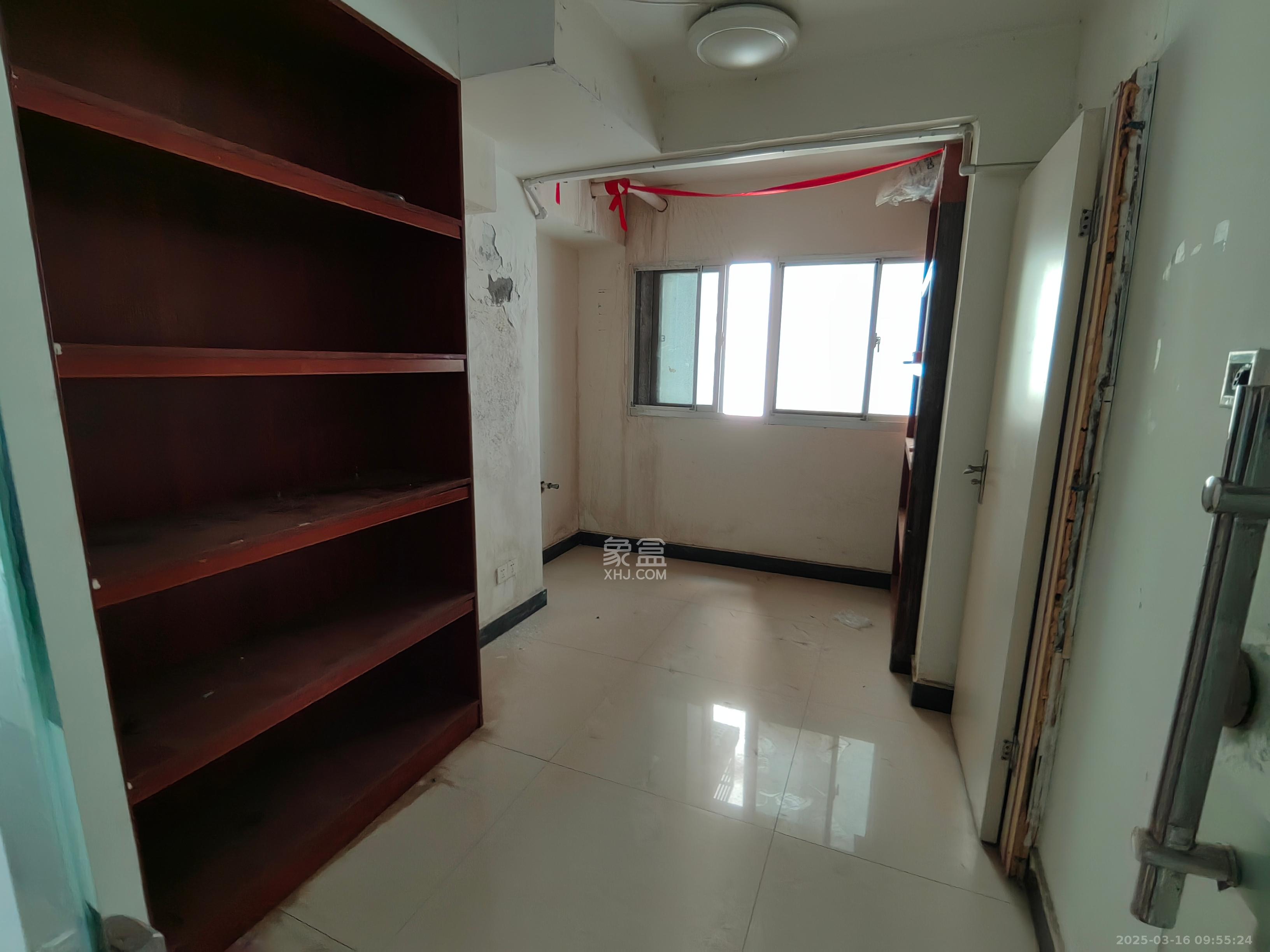 高桥现代商贸城  3室2厅2卫    3800.0元/月 高桥现代商贸城  3室2厅2卫    3800.0元/月室内图