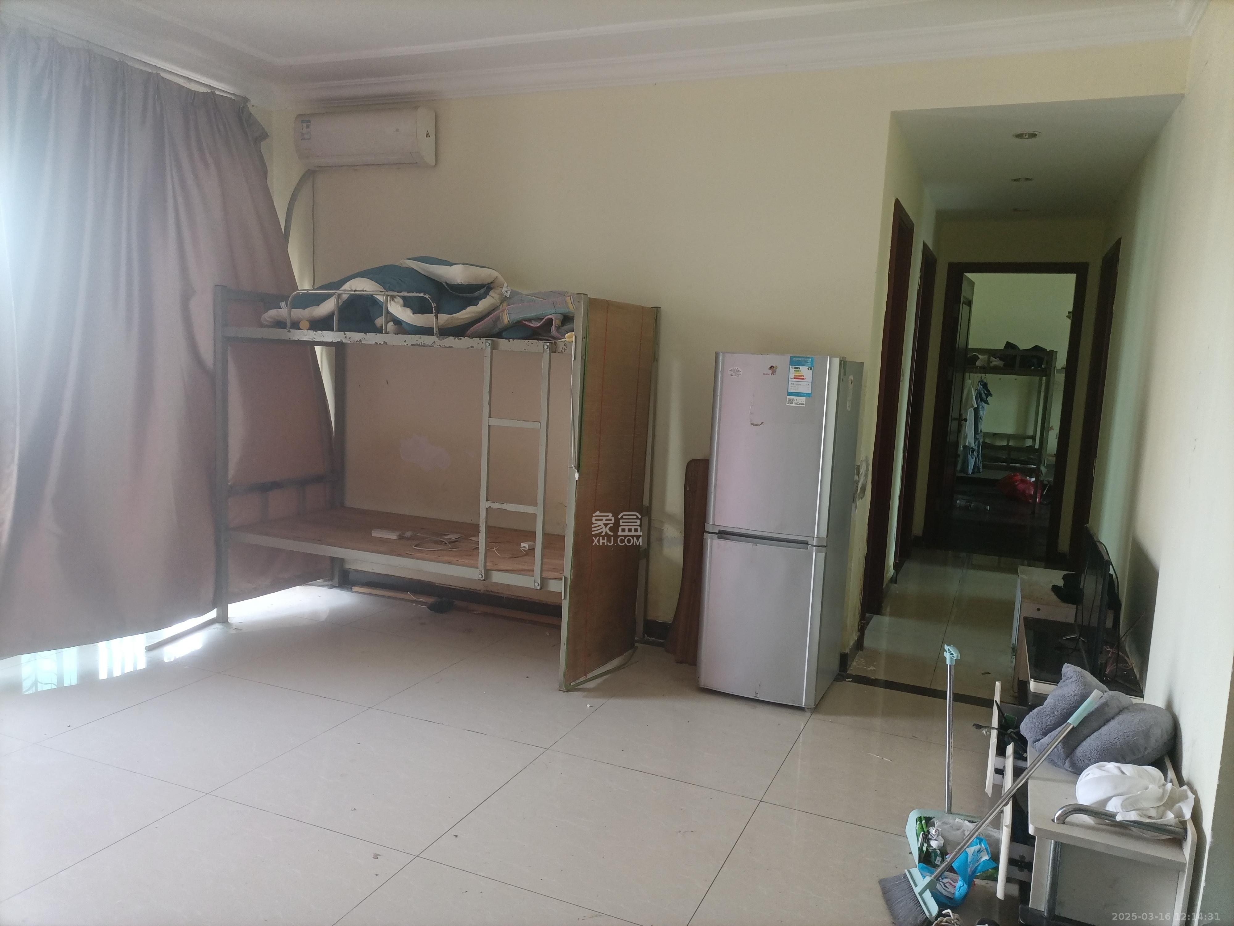 恒大绿洲 3室2厅2卫 2400.0元/月 恒大绿洲 3室2厅2卫 2400.0元/月室内图