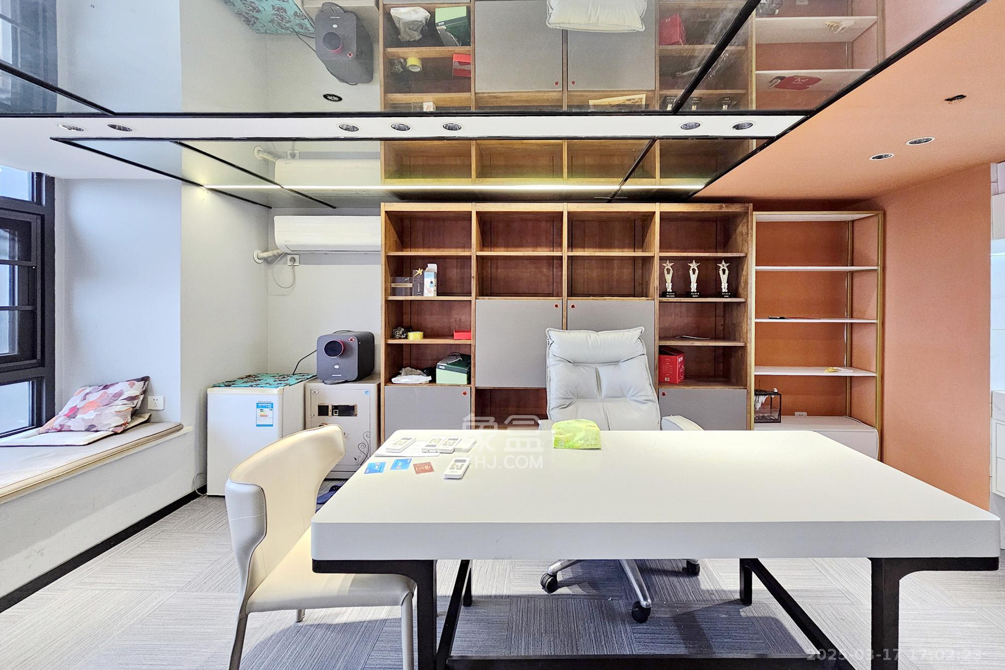 明昇壹城(明昇时代广场)三期 2室1厅1卫 5500.0元/月 明昇壹城(明昇时代广场)三期 2室1厅1卫 5500.0元/月室内图