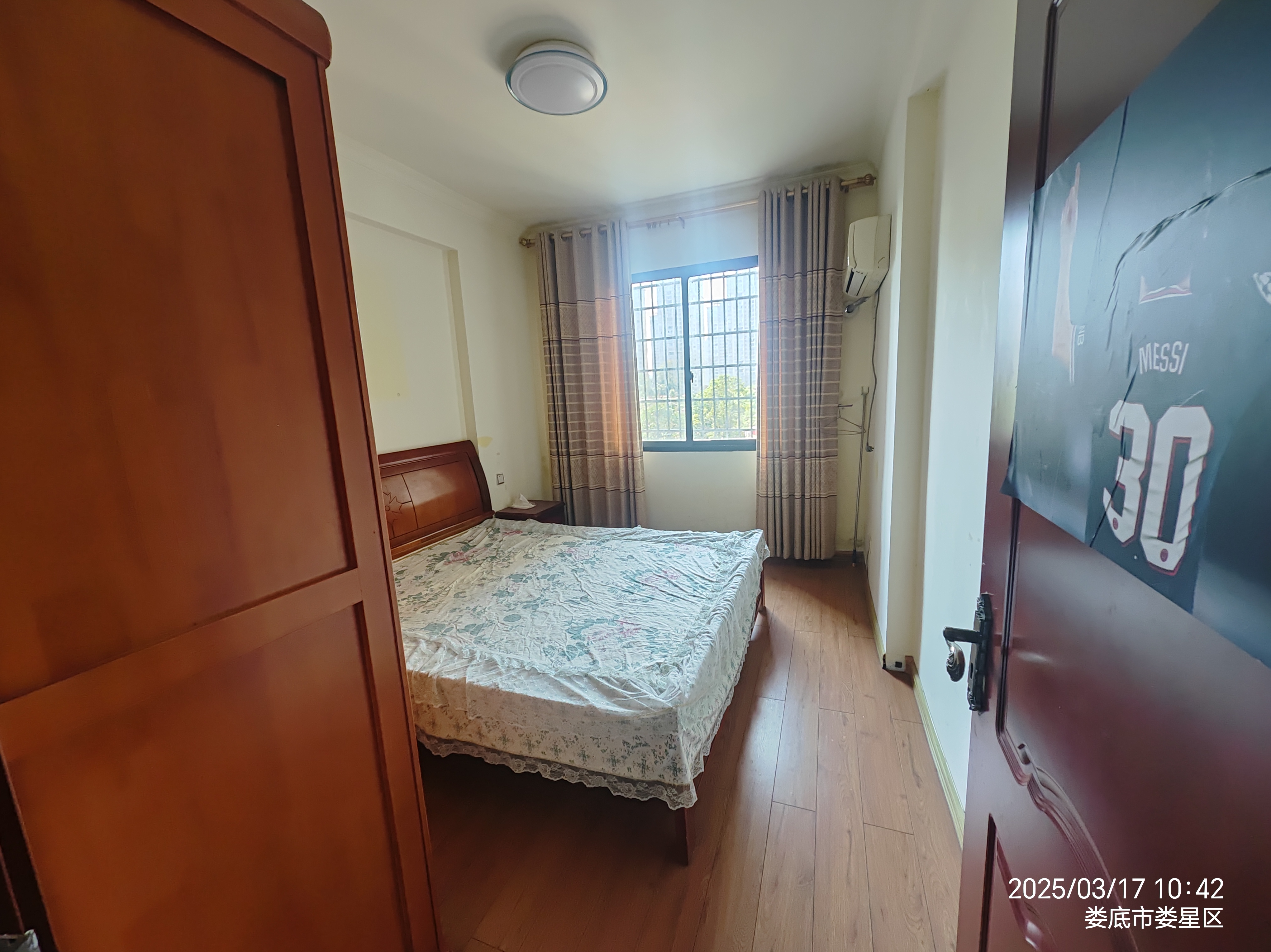 华剑首郡+五江珑悦  4室2厅2卫    1800.0元/月室内图