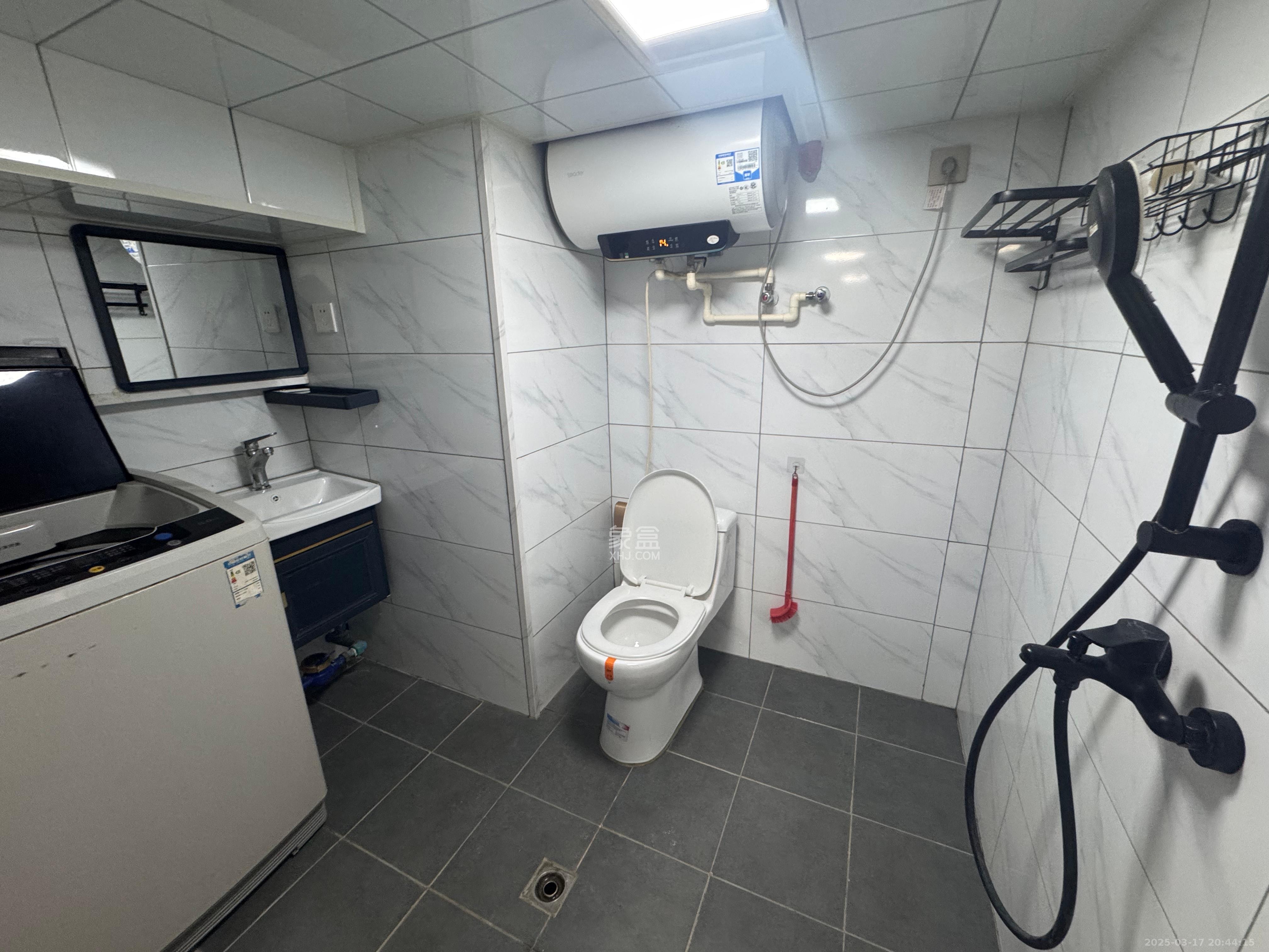 正荣悦玺 1室1厅1卫 1500.0元/月 正荣悦玺 1室1厅1卫 1500.0元/月室内图