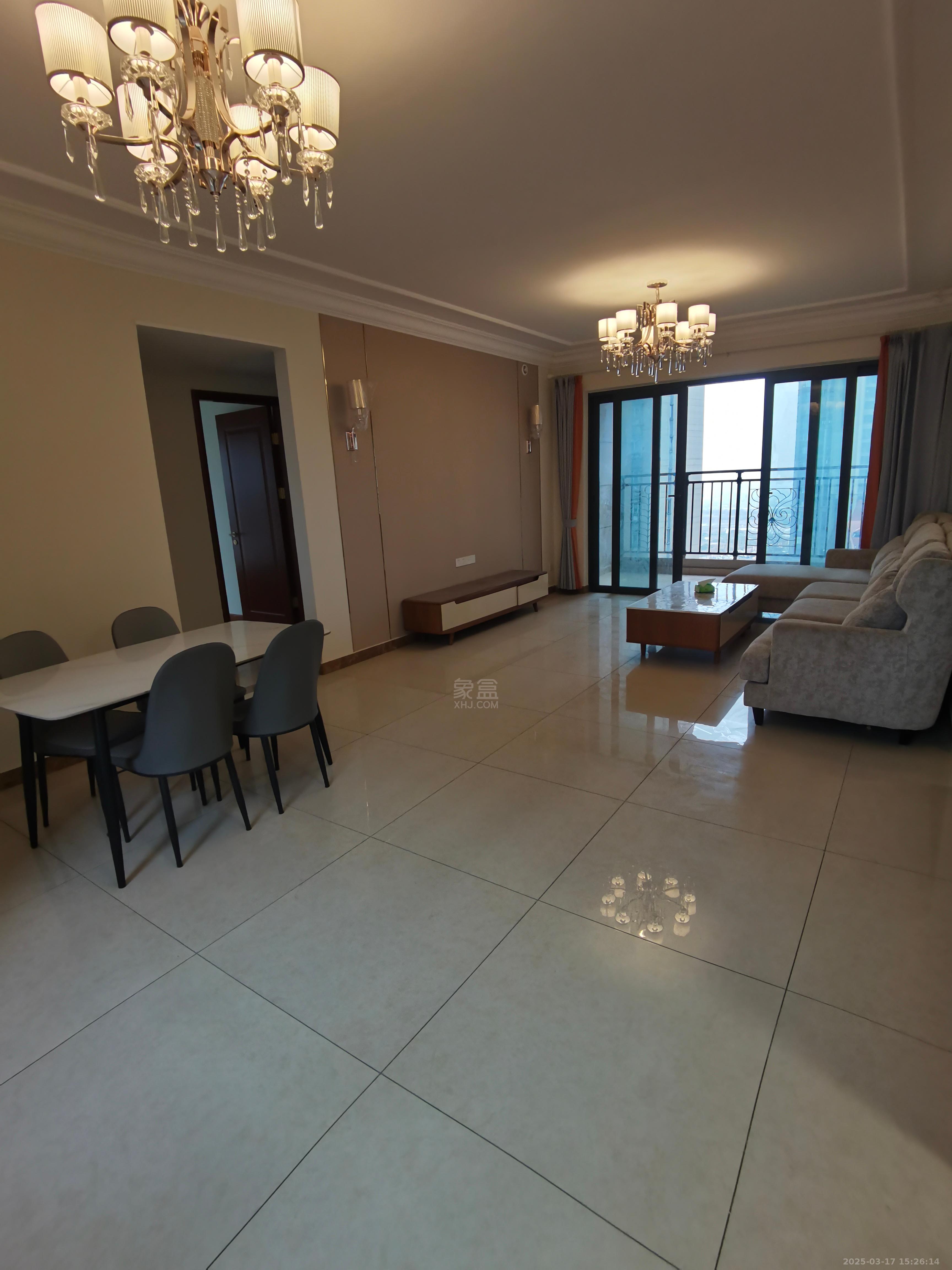 株洲恒大御景天下(恒大誉景花园) 4室2厅2卫 2000.0元/月 株洲恒大御景天下(恒大誉景花园) 4室2厅2卫 2000.0元/月室内图