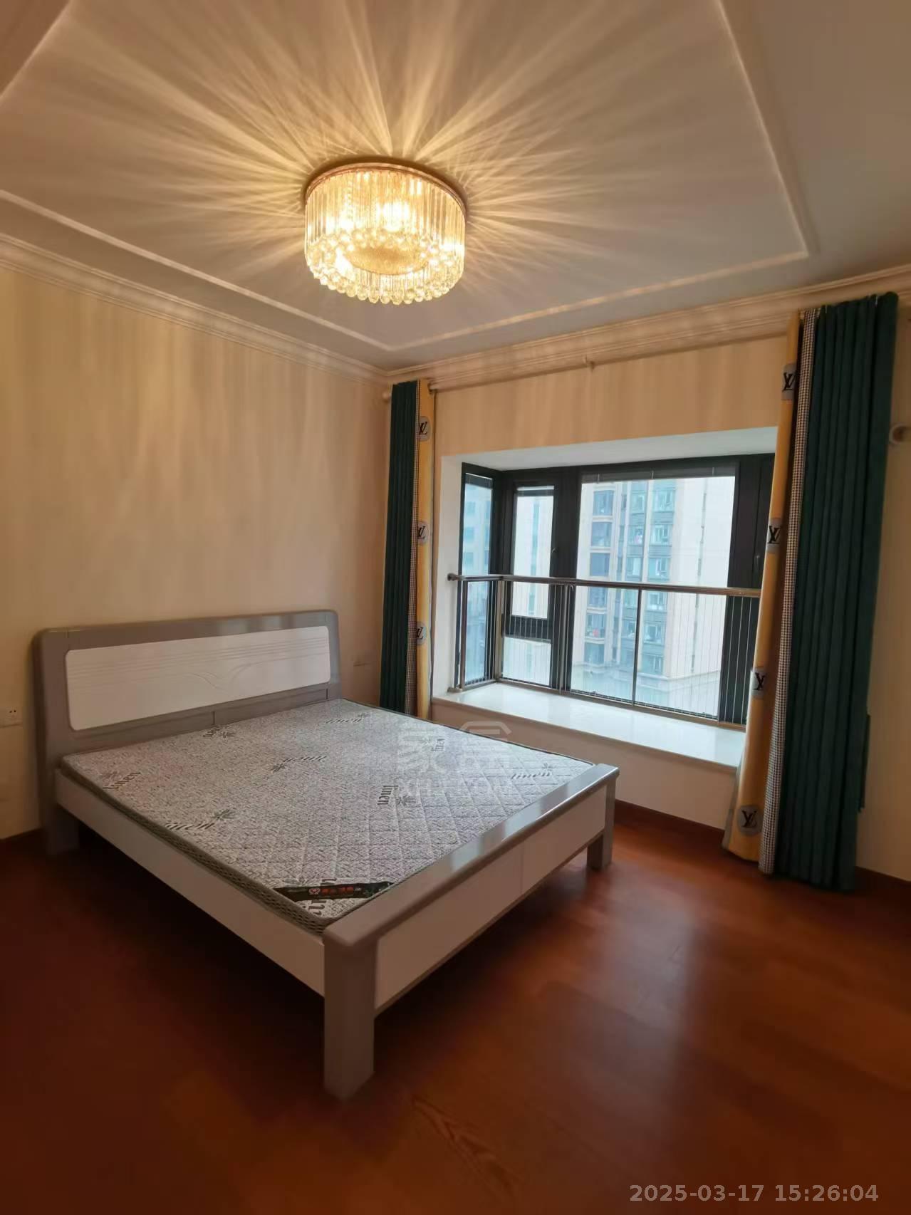 株洲恒大御景天下(恒大誉景花园) 4室2厅2卫 2000.0元/月 株洲恒大御景天下(恒大誉景花园) 4室2厅2卫 2000.0元/月室内图