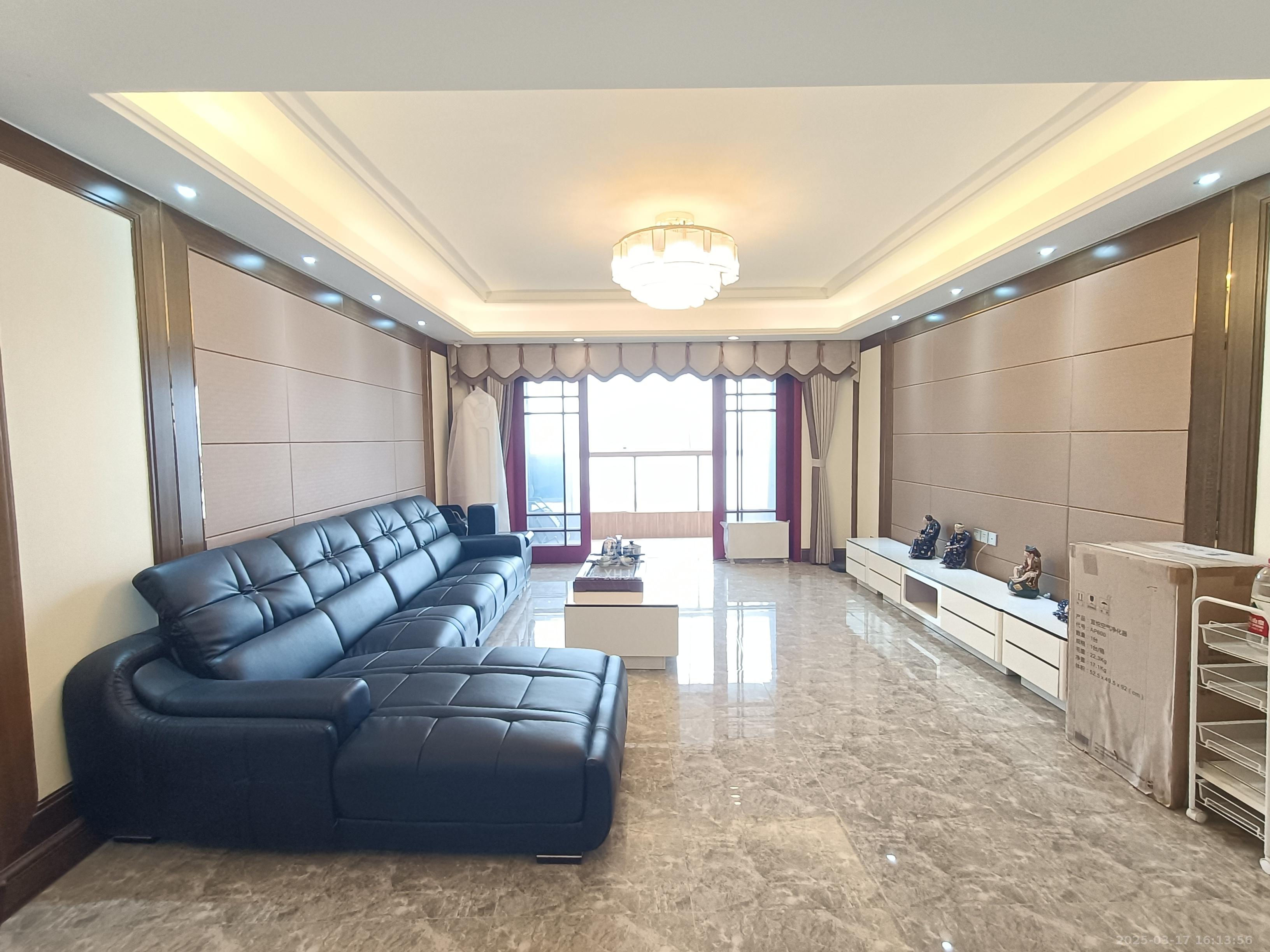 恒大御景半岛湘江苑（恒大御景半岛一期）  3室2厅2卫   6500.00元/月室内图