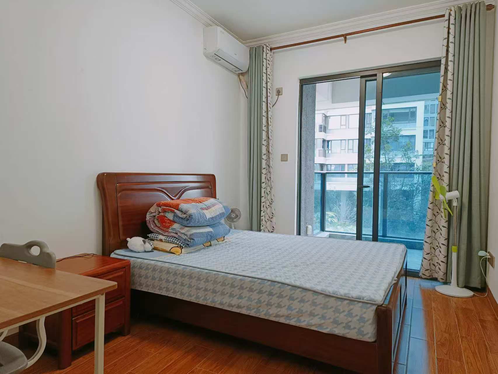 保利中央海岸三期熙园 4室2厅2卫 215.0万 保利中央海岸三期熙园 4室2厅2卫 215.0万室内图