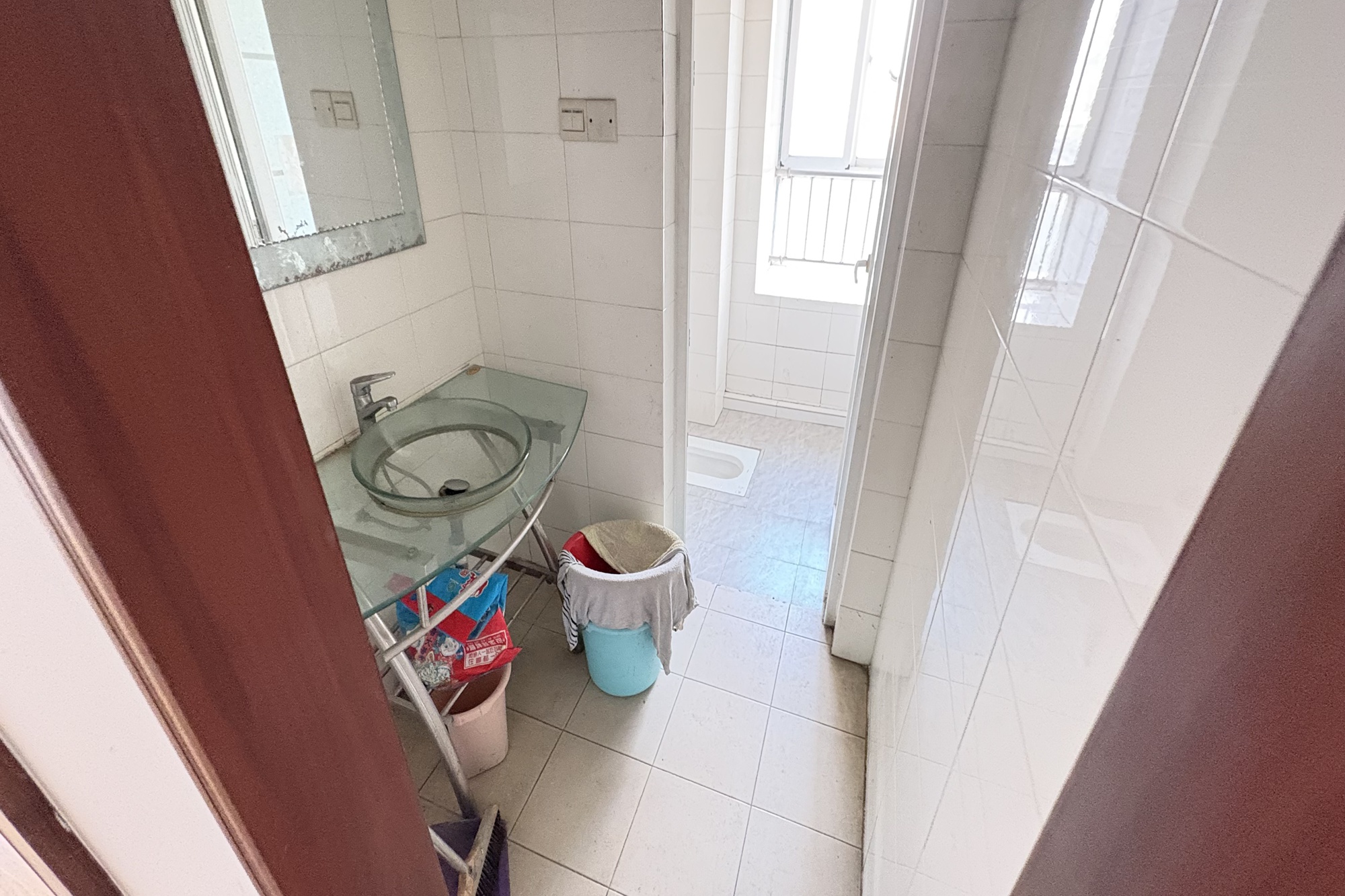 新楚天扶华庭  4室2厅2卫    128.0万 新楚天扶华庭  4室2厅2卫    128.0万卫生间