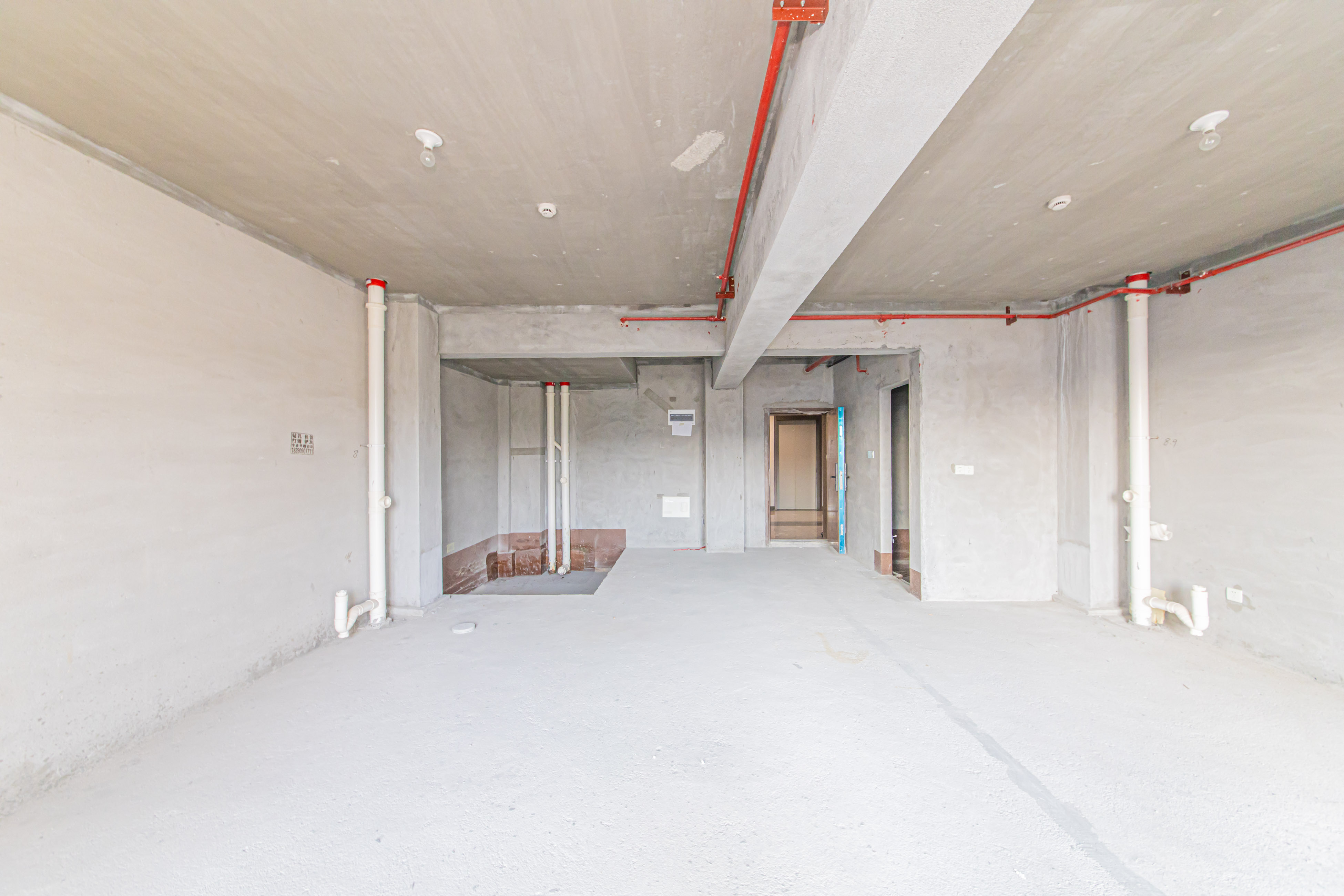 鑫远紫樾香山二期 1室1厅1卫 96.0万 鑫远紫樾香山二期 1室1厅1卫 96.0万客厅